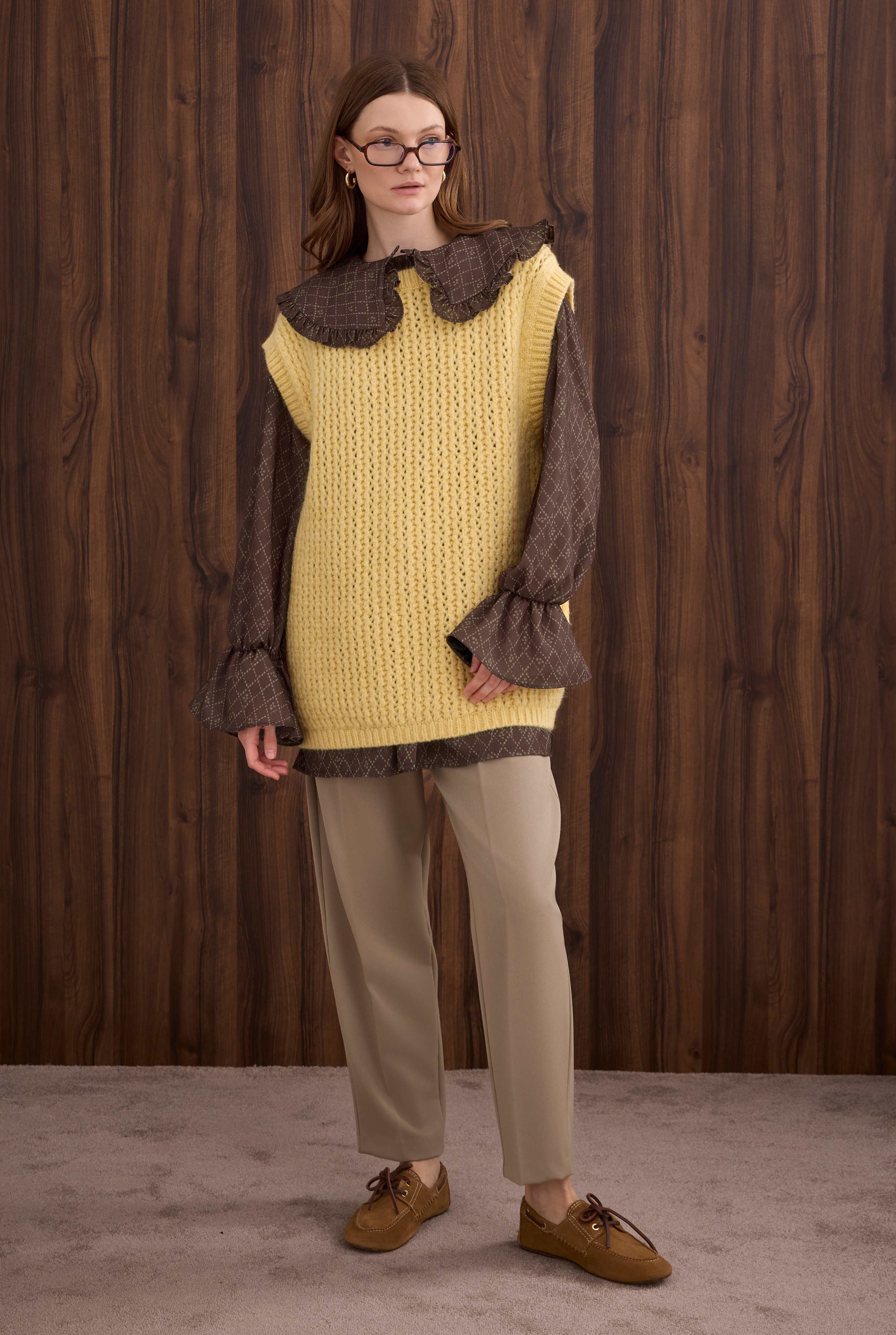 Crewneck Sweater Vest Soft Yellow - 11