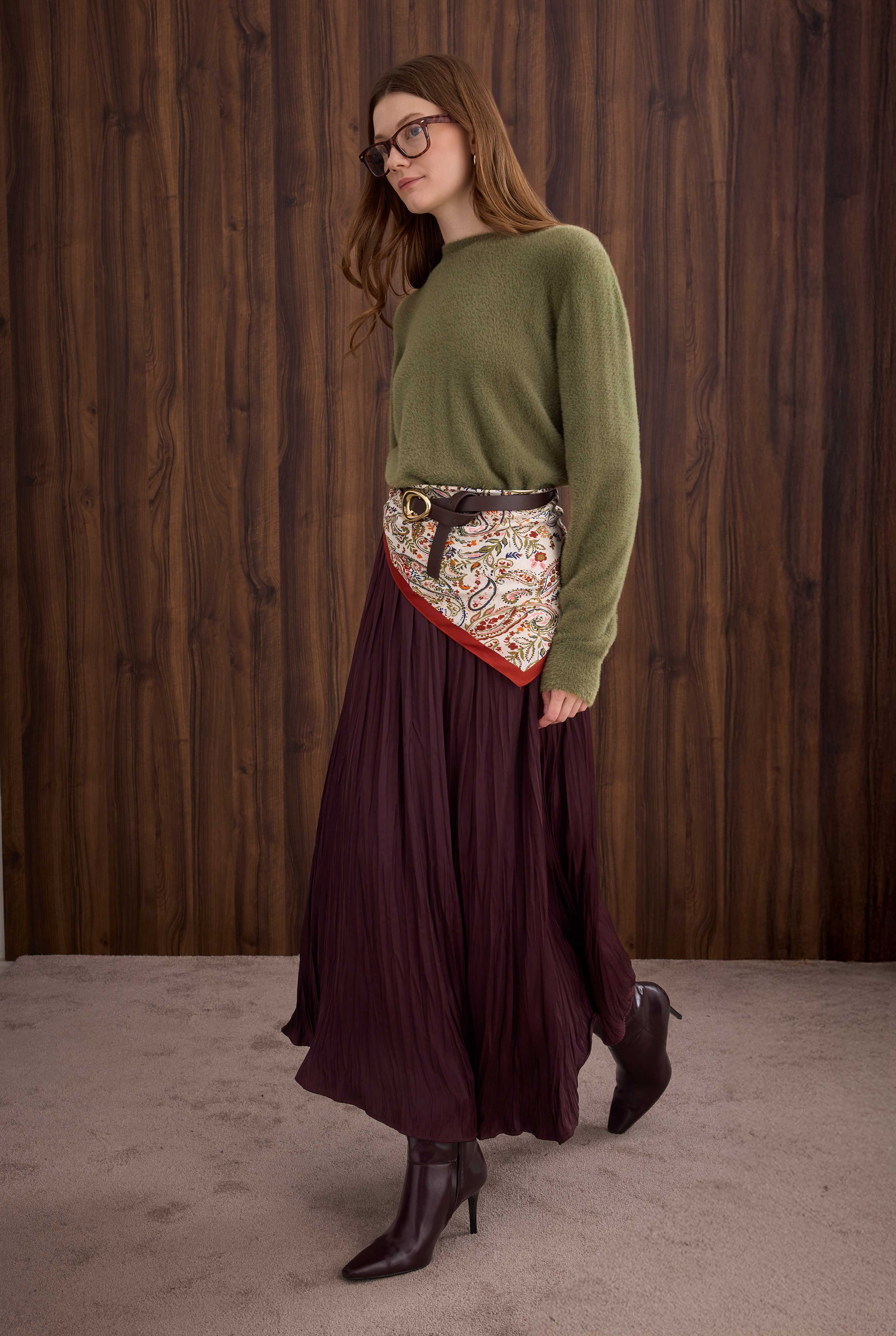 Soft Brushed Basic Sweater Pesto - 3