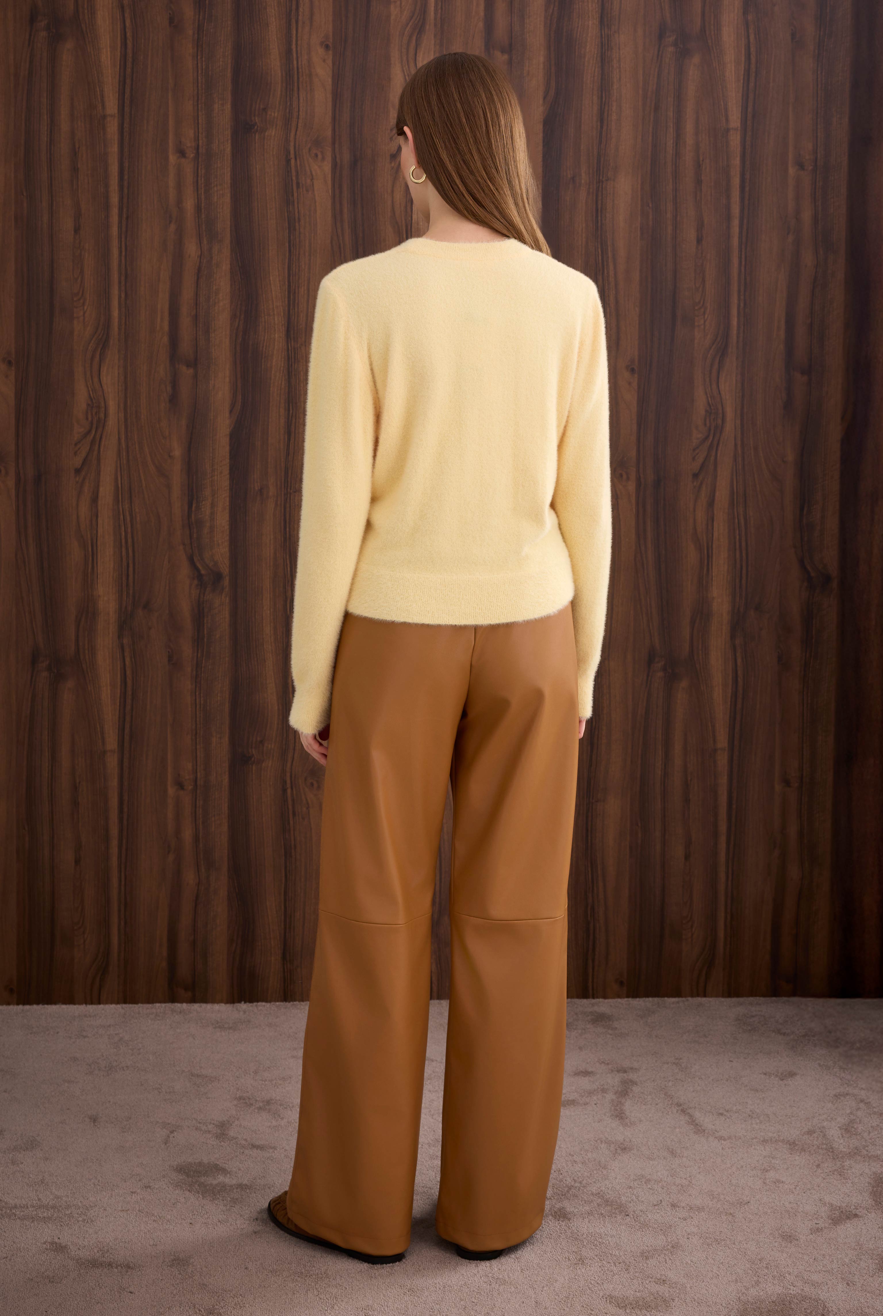 Soft Brushed Basic Sweater Soft Yellow - 4