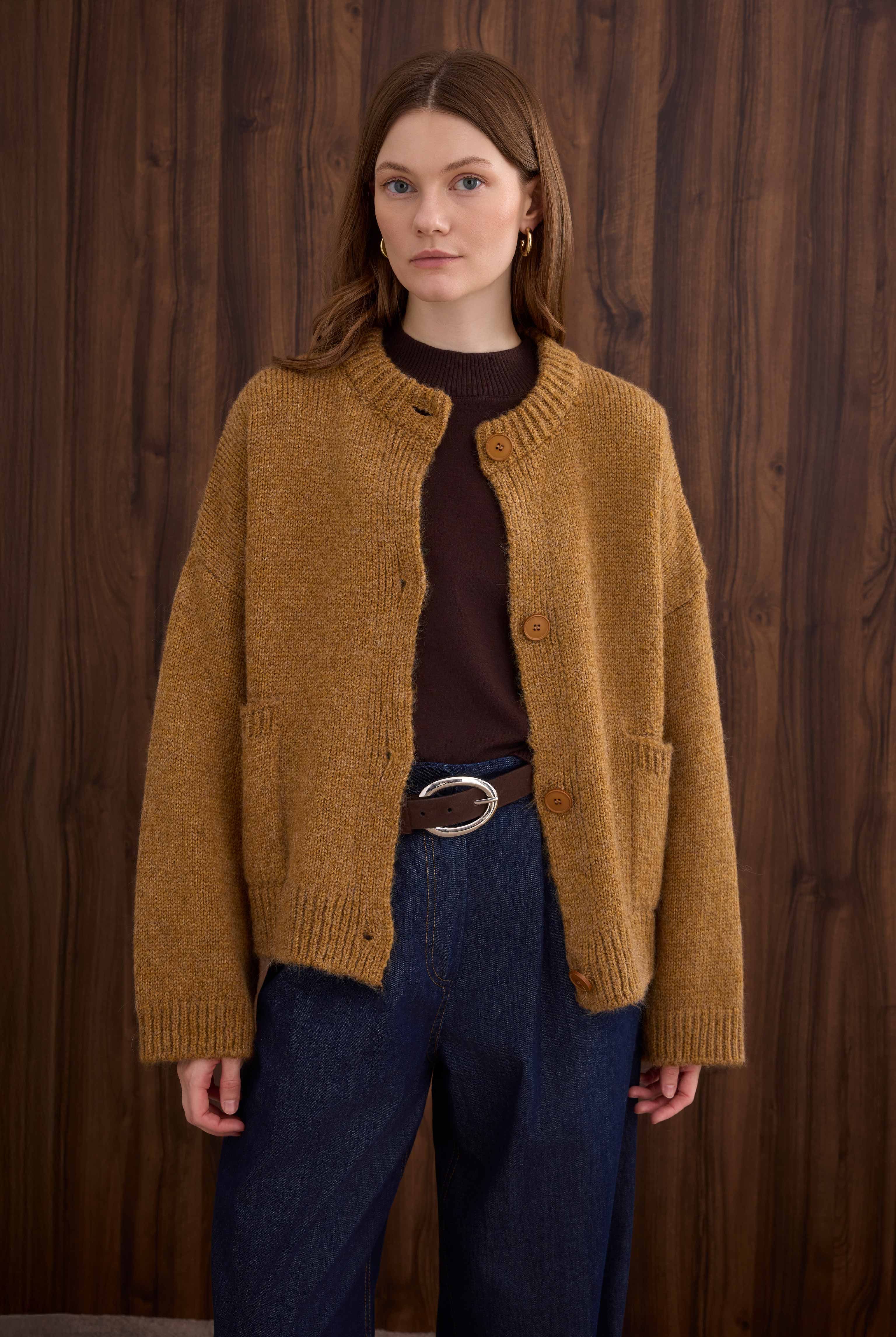 Short Alpaca Cardigan Mustard - 2