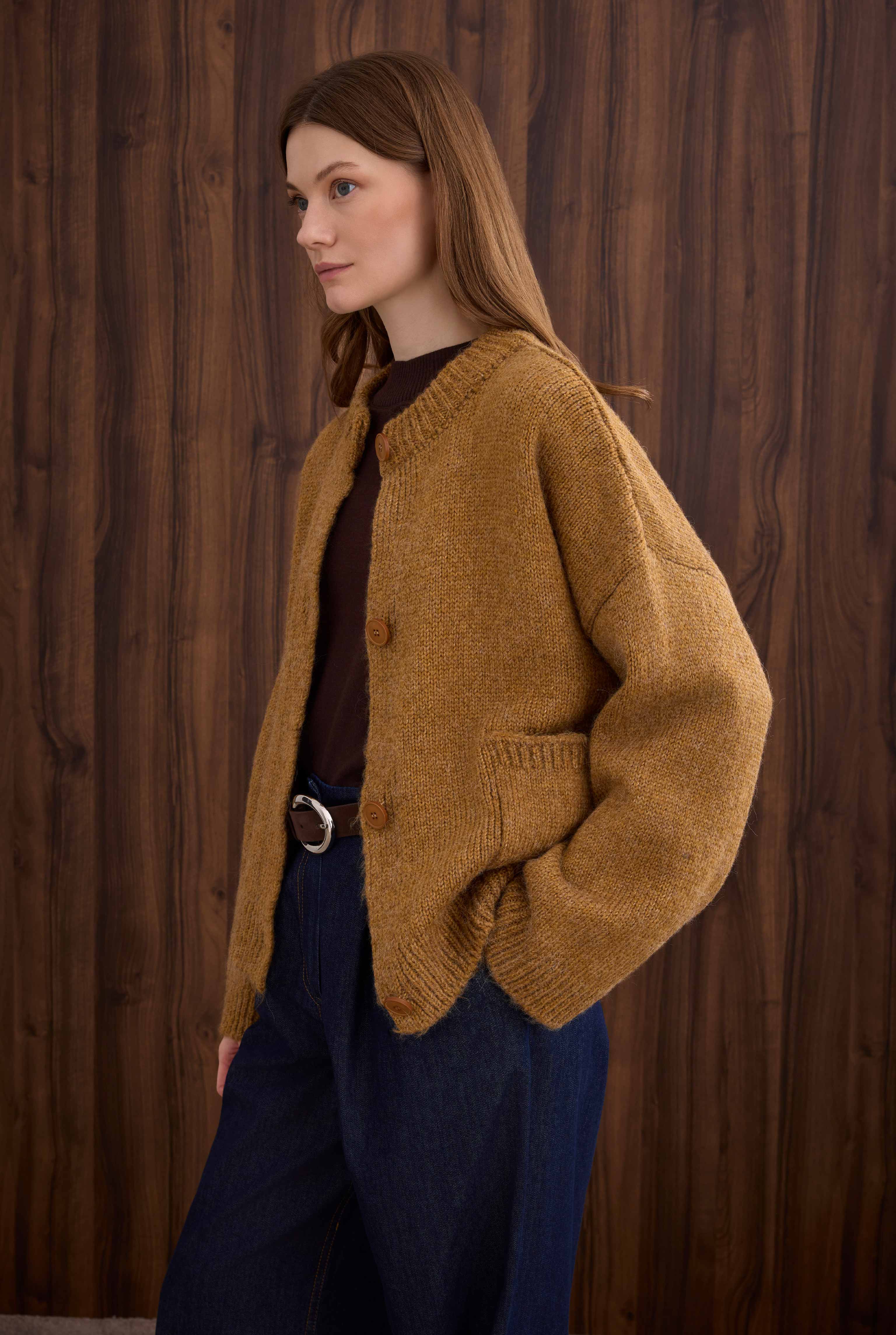 Short Alpaca Cardigan Mustard - 3