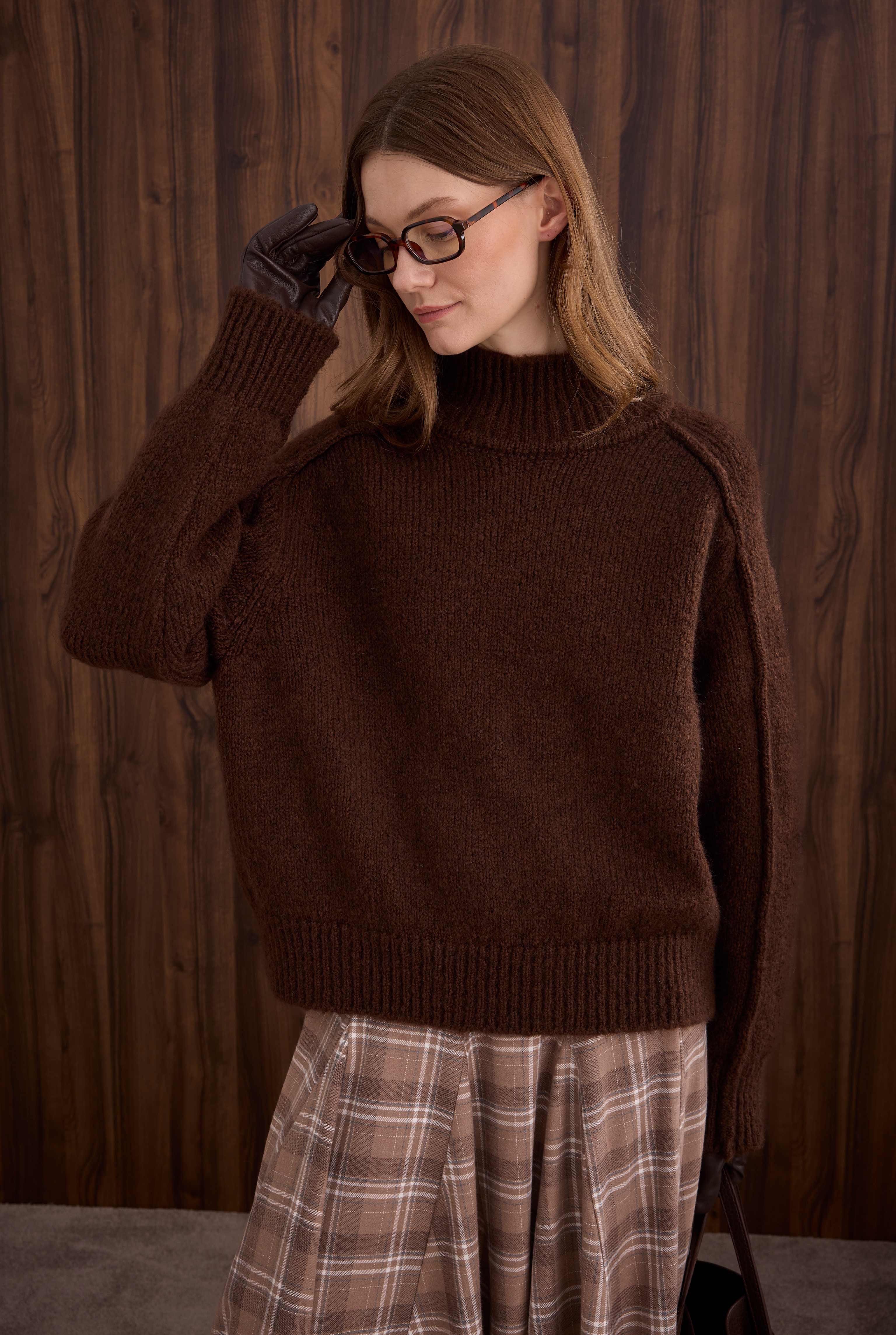 Alpaca Sweater Brown - 3