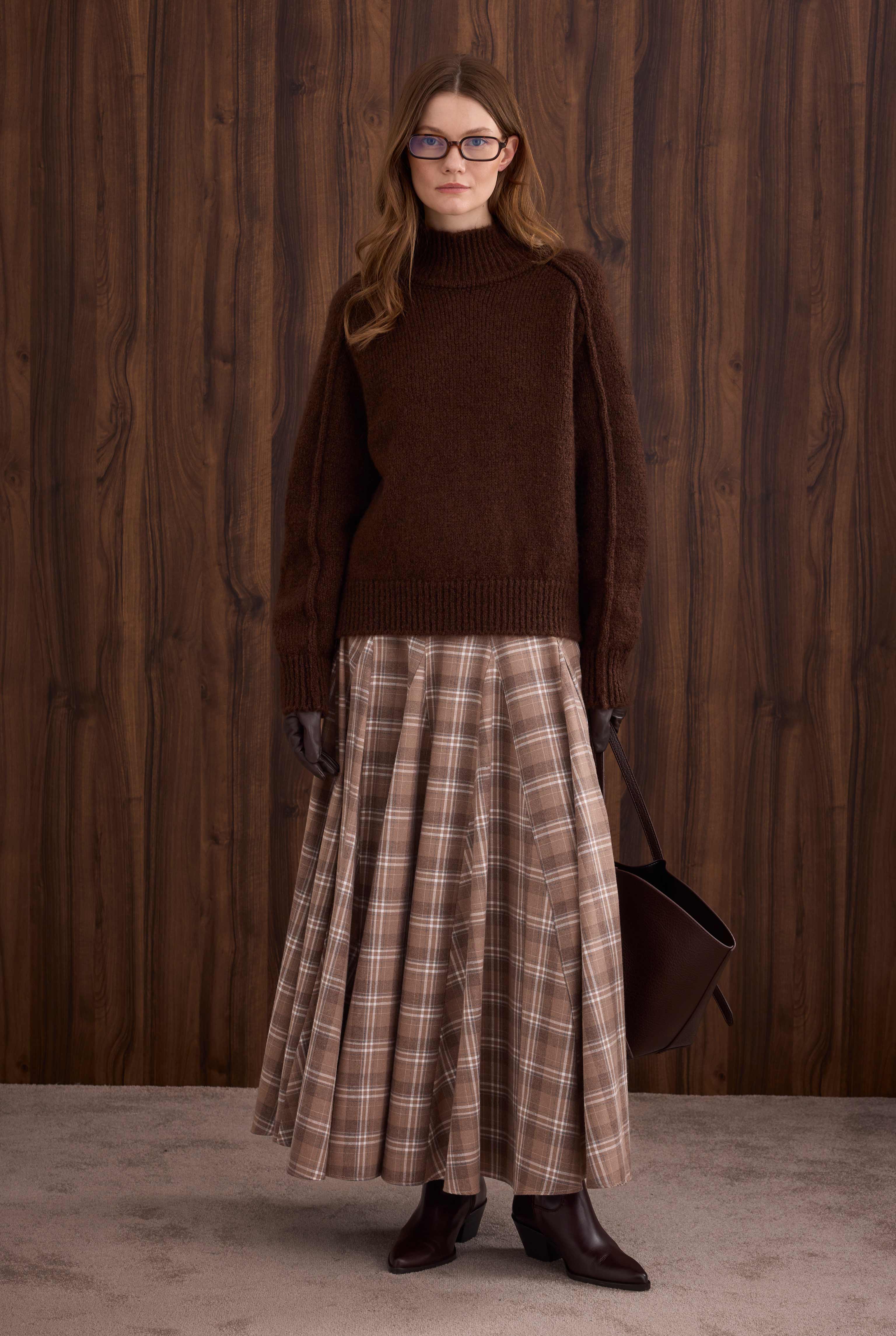 Alpaca Sweater Brown - 4