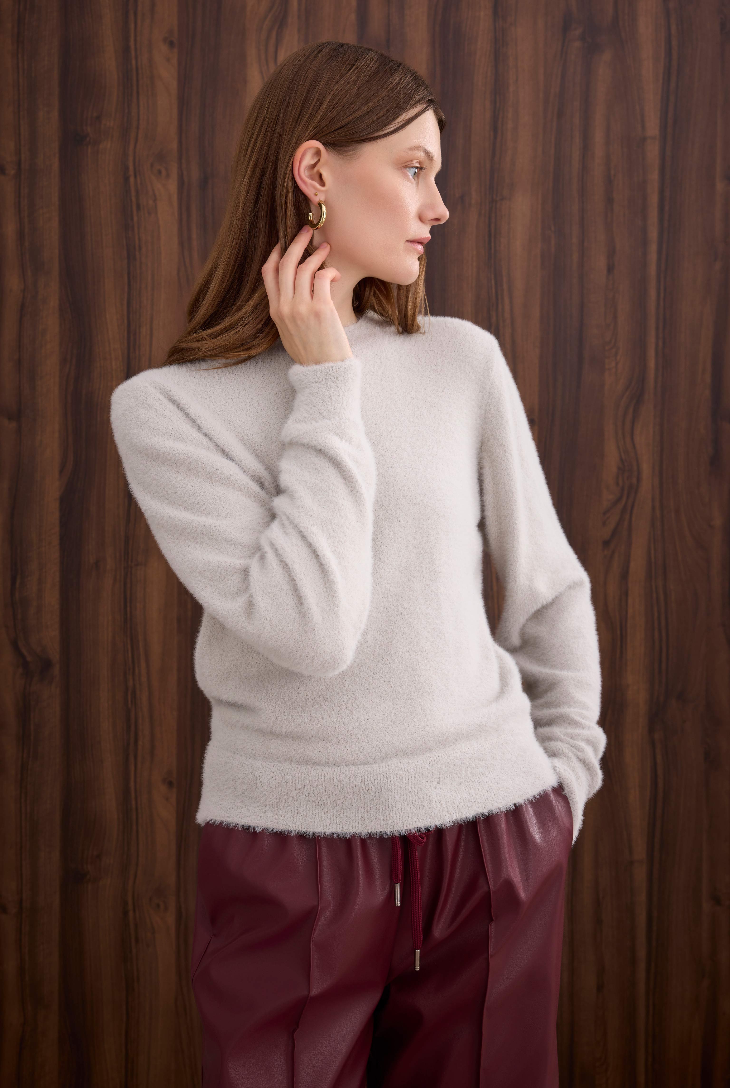 Soft Brushed Basic Sweater Fume - 2