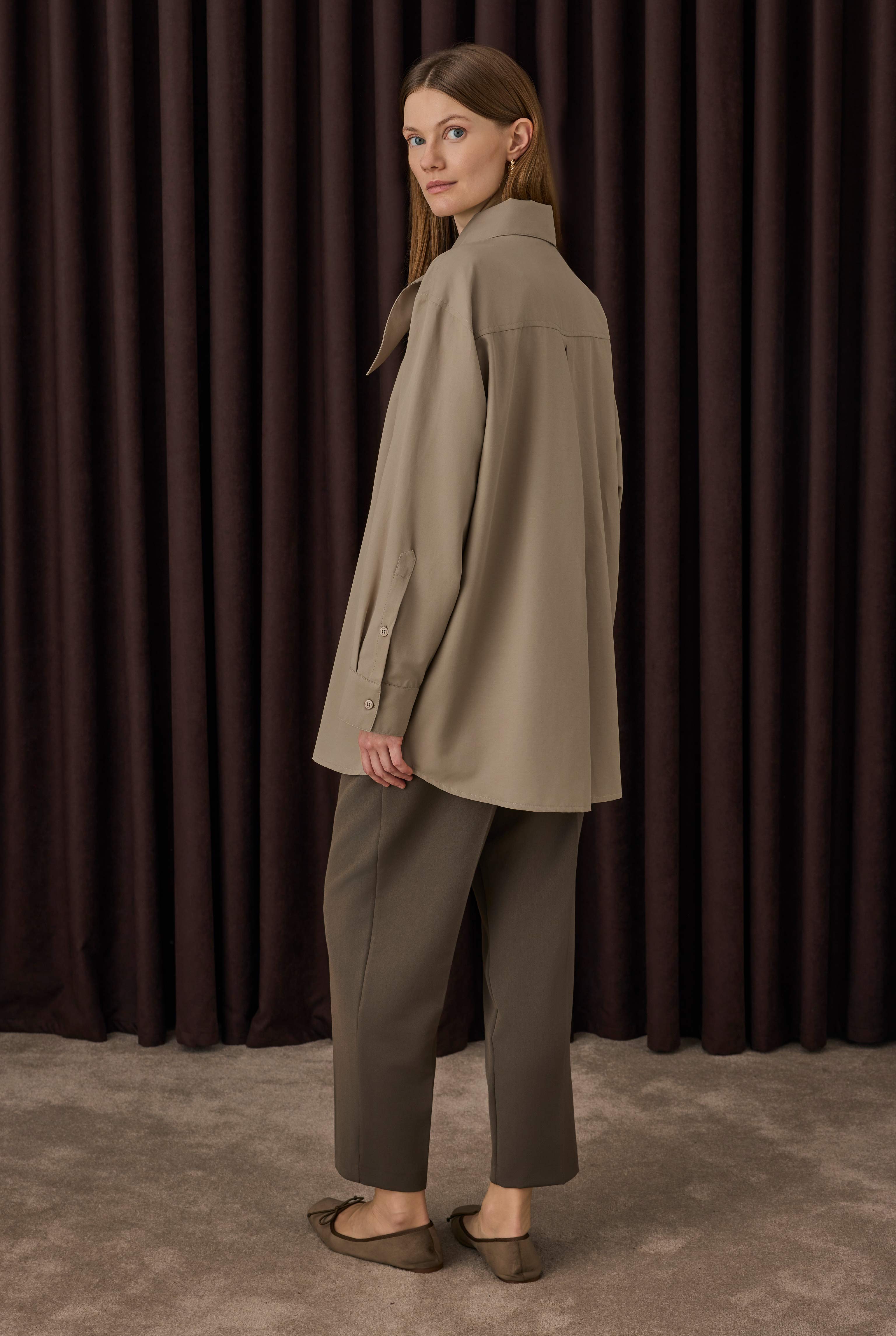 Bowtie Collar Shirt Latte - 4