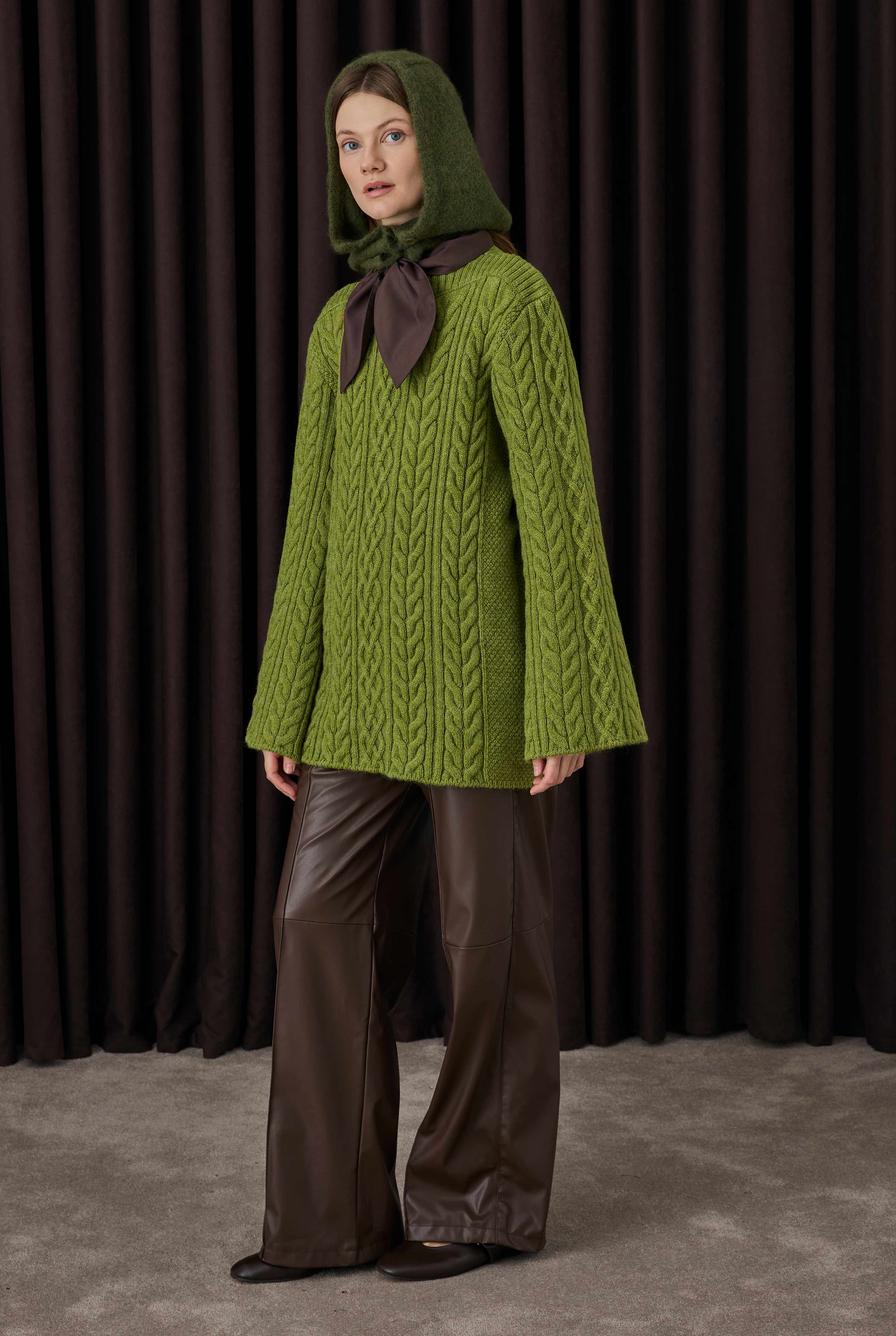 Cable-knit Sweater Moss Green - 2