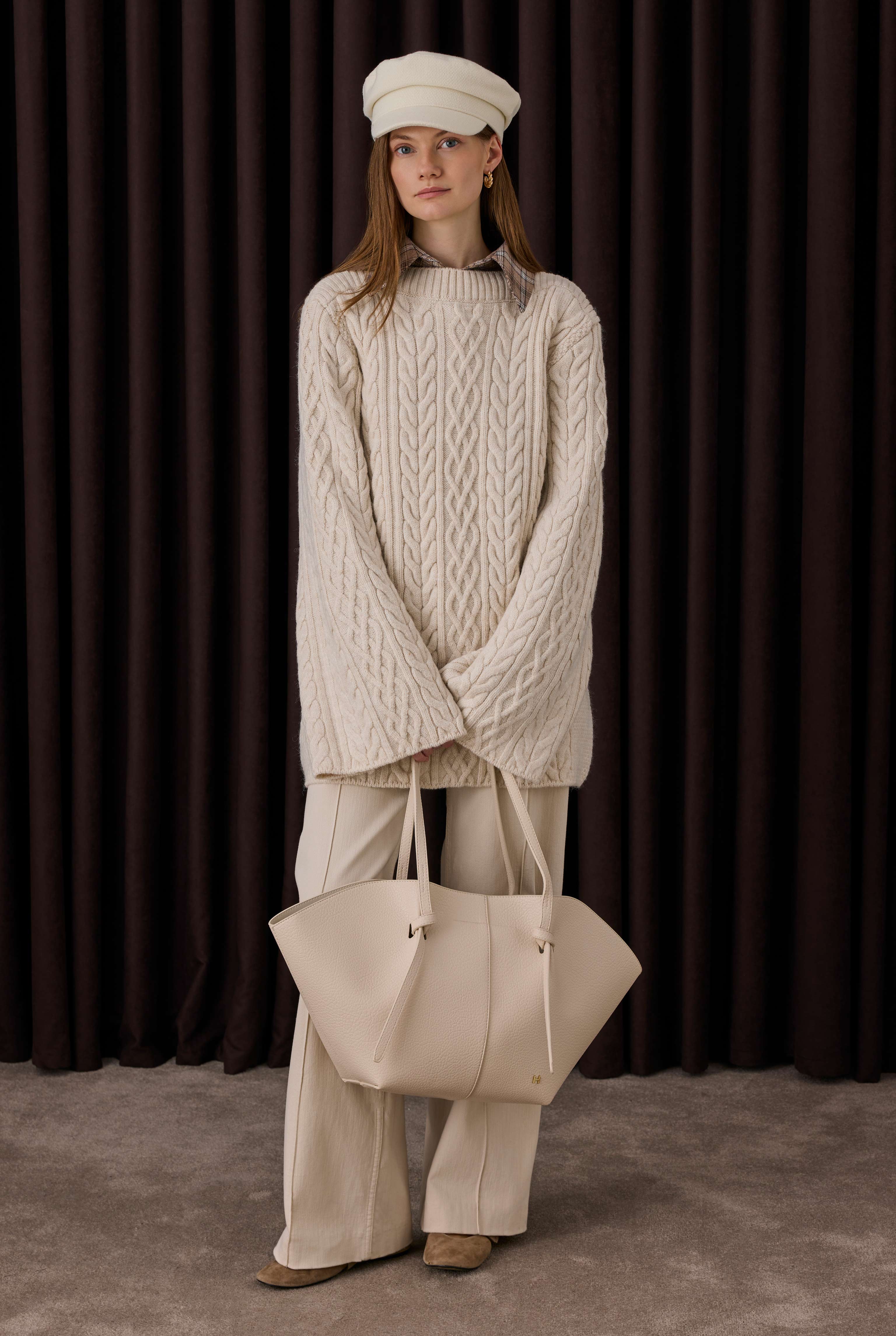 Cable-knit Sweater Ecru - 1