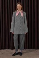 Cable-knit Sweater Gray 