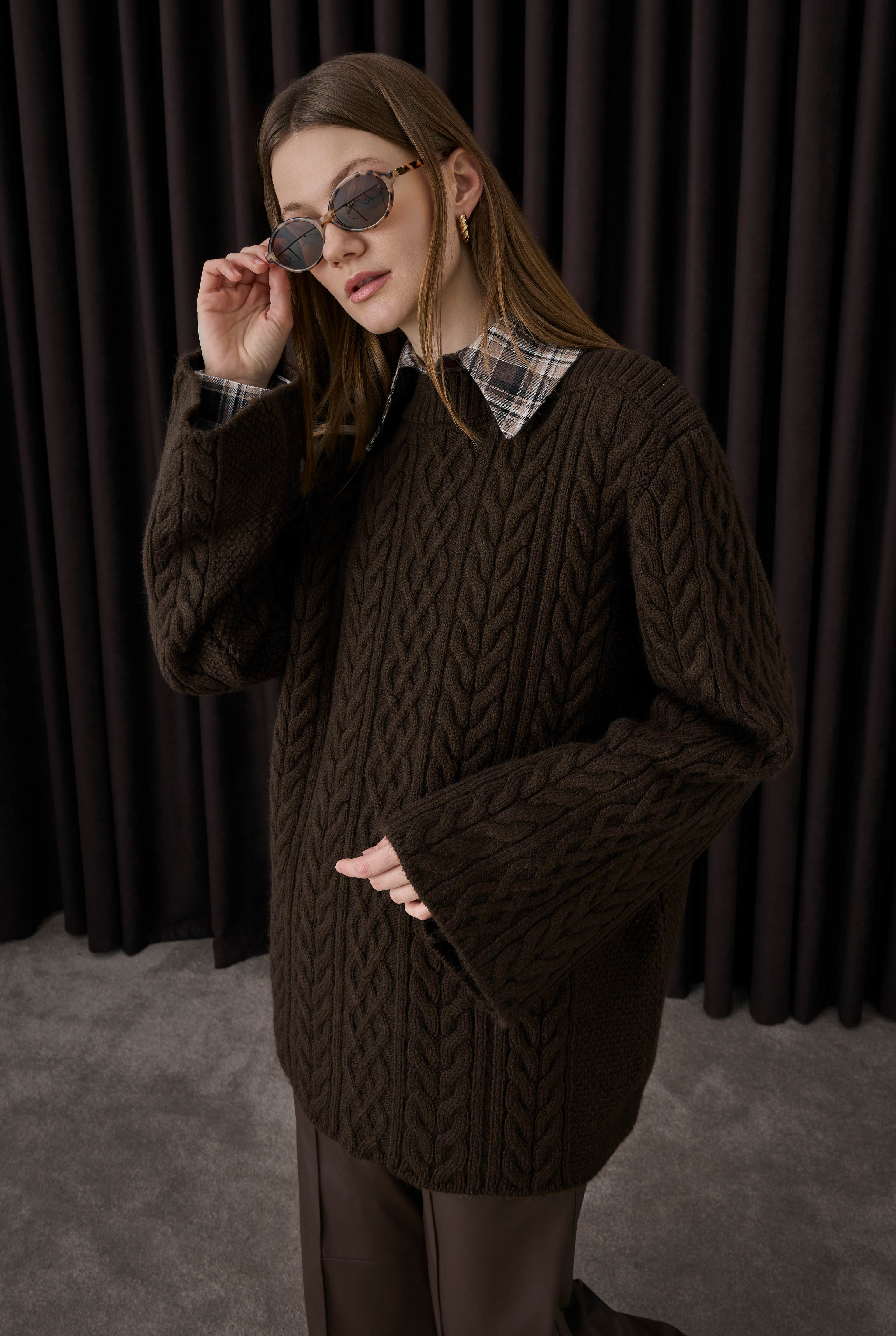 Cable-knit Sweater Brown - 3