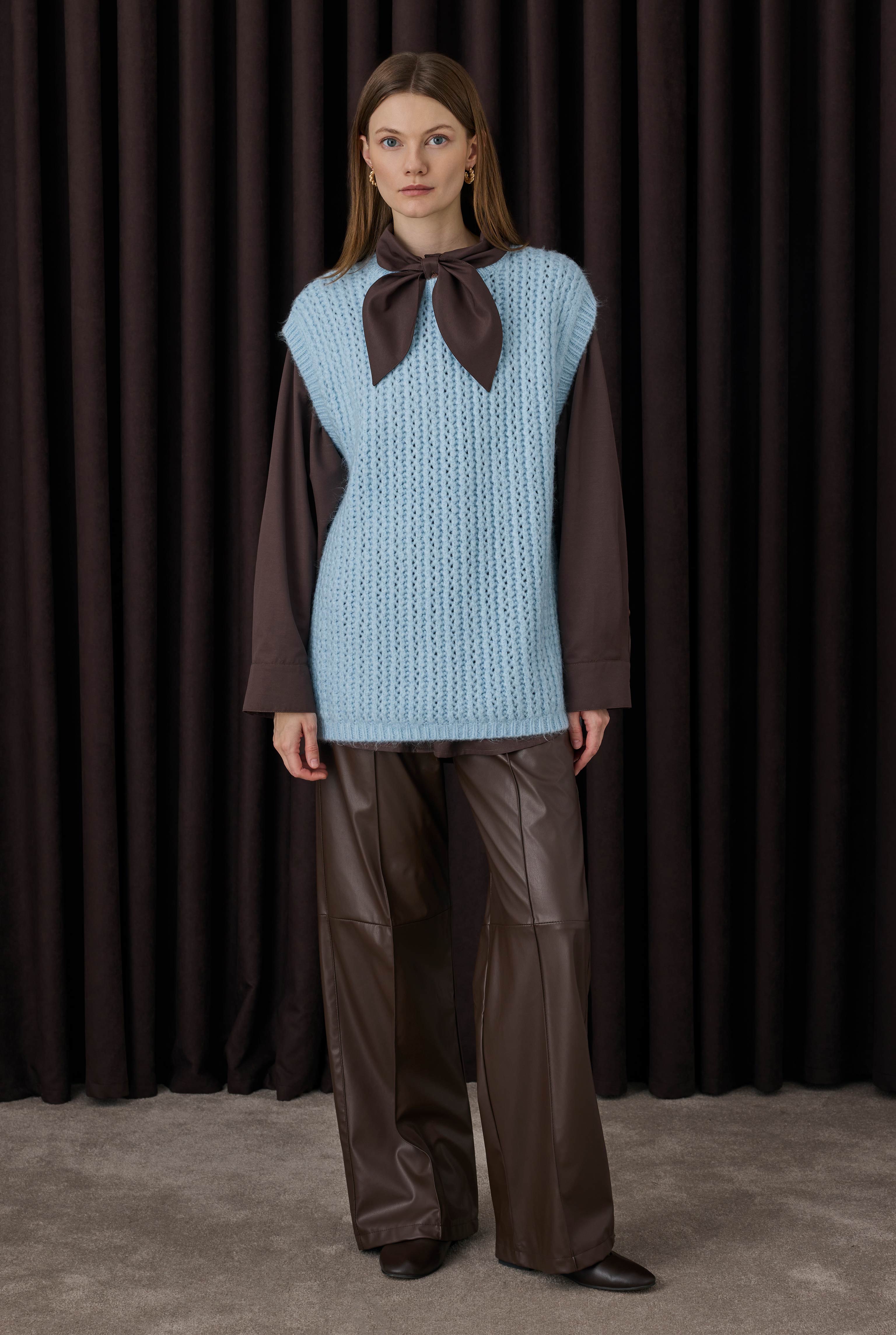 Crewneck Sweater Vest Ice Blue - 2