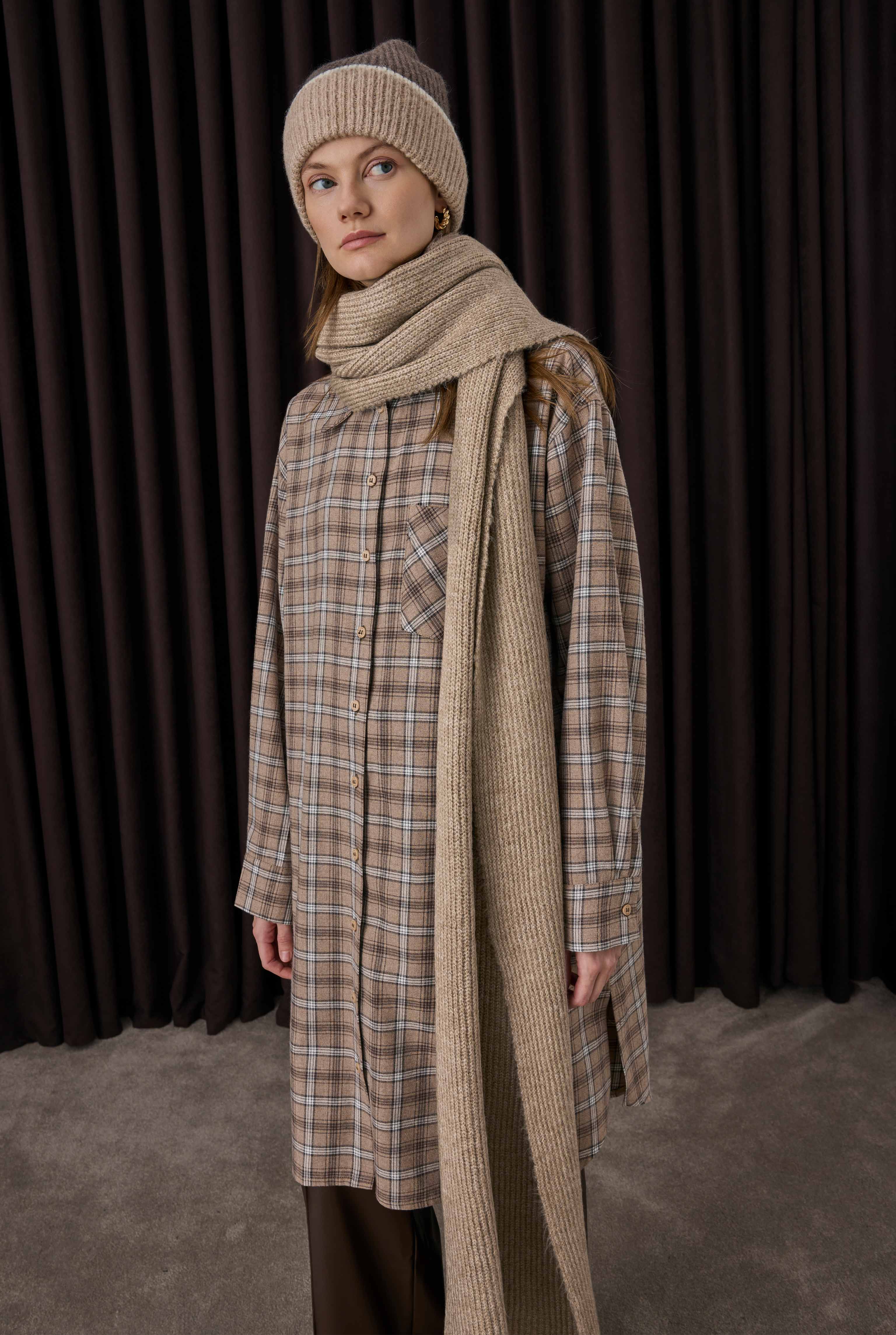 Knitted Kerchief Light Mink - 2