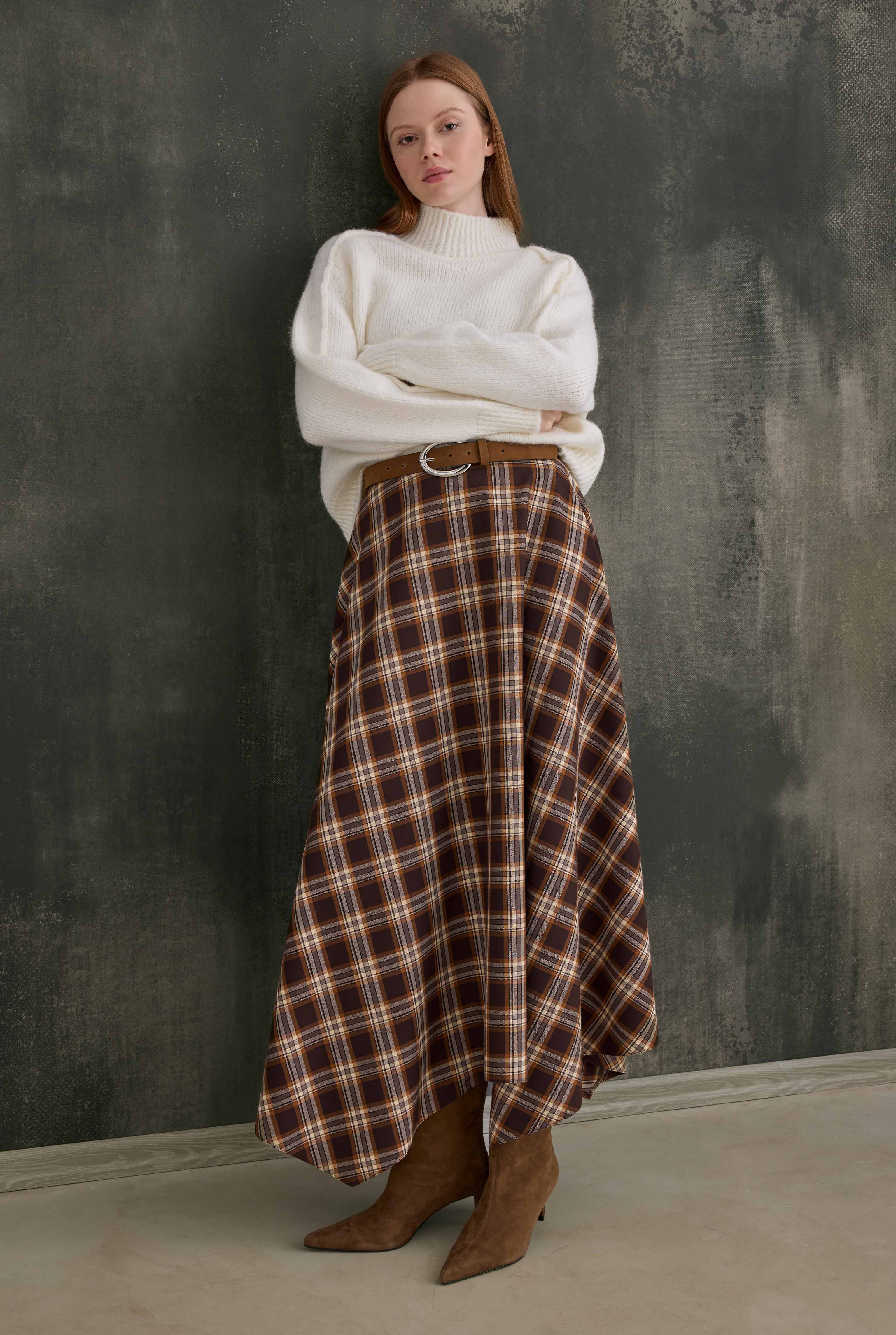 Asymmetric Plaid Skirt - HE-QA