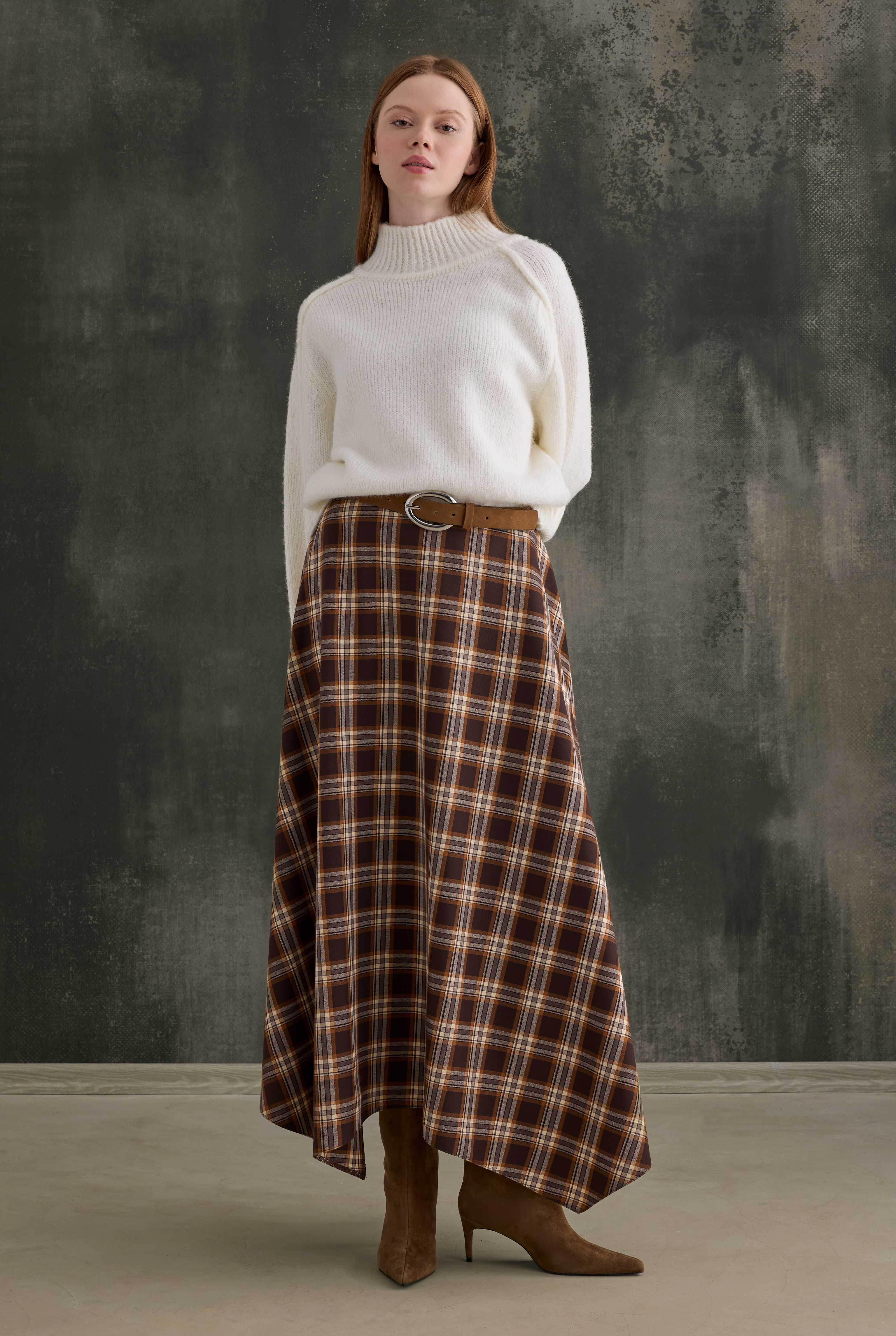 Asymmetric Plaid Skirt - 3