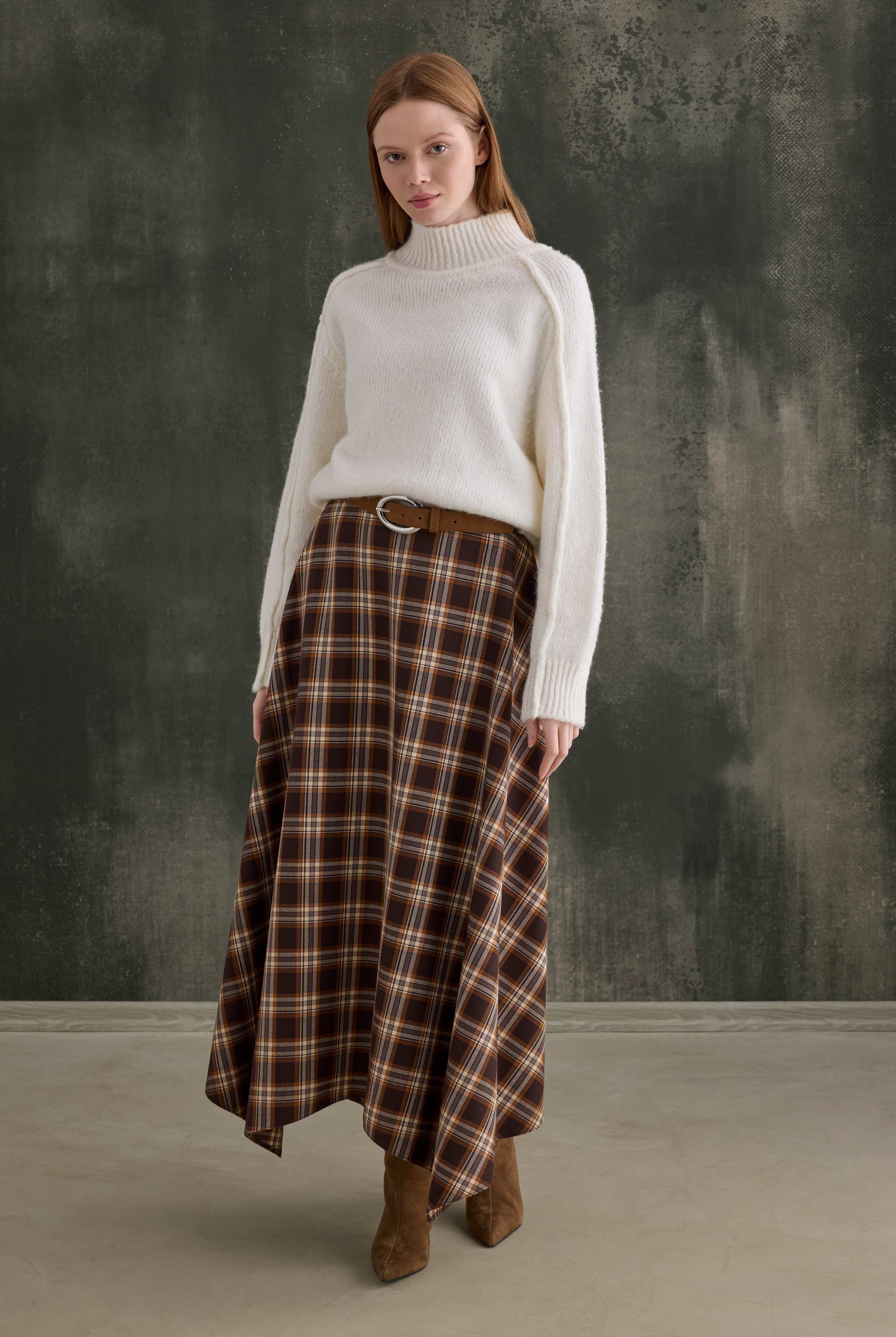 Asymmetric Plaid Skirt - 5