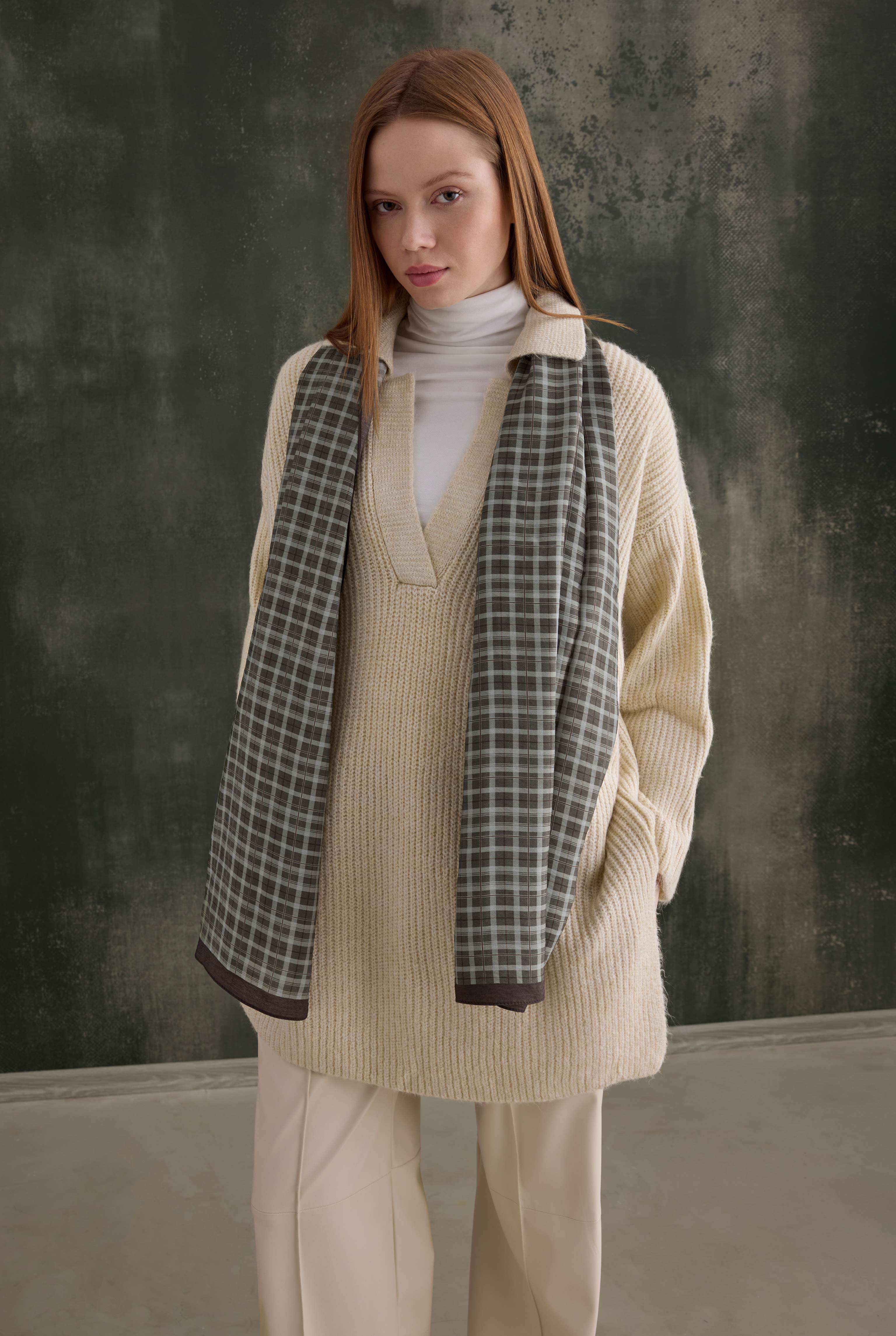 Long Polo Neck Sweater Bone - HE-QA