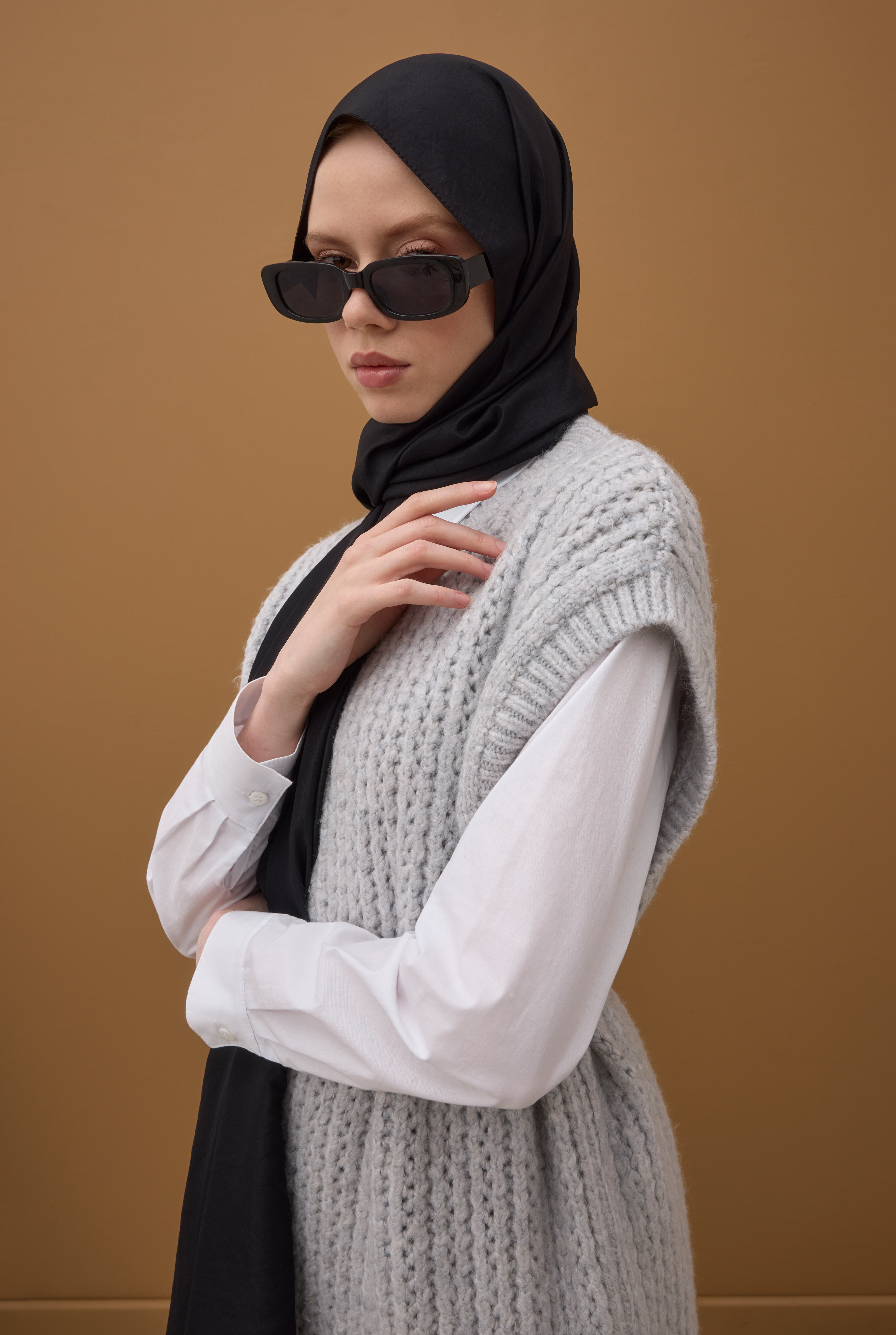 Soft Wrinkled Shawl Black - 7