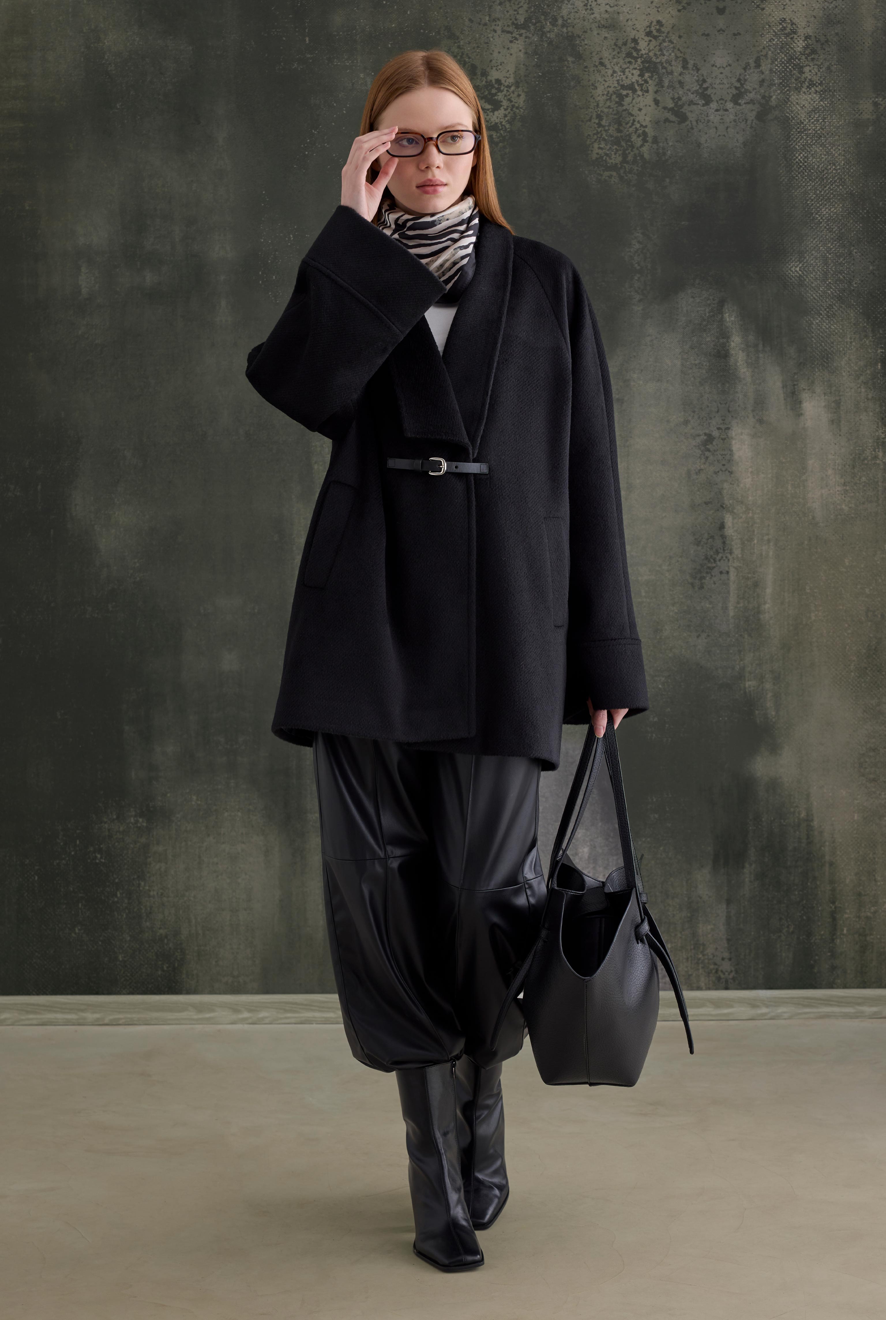 Belt Detailed Coat Black - 2