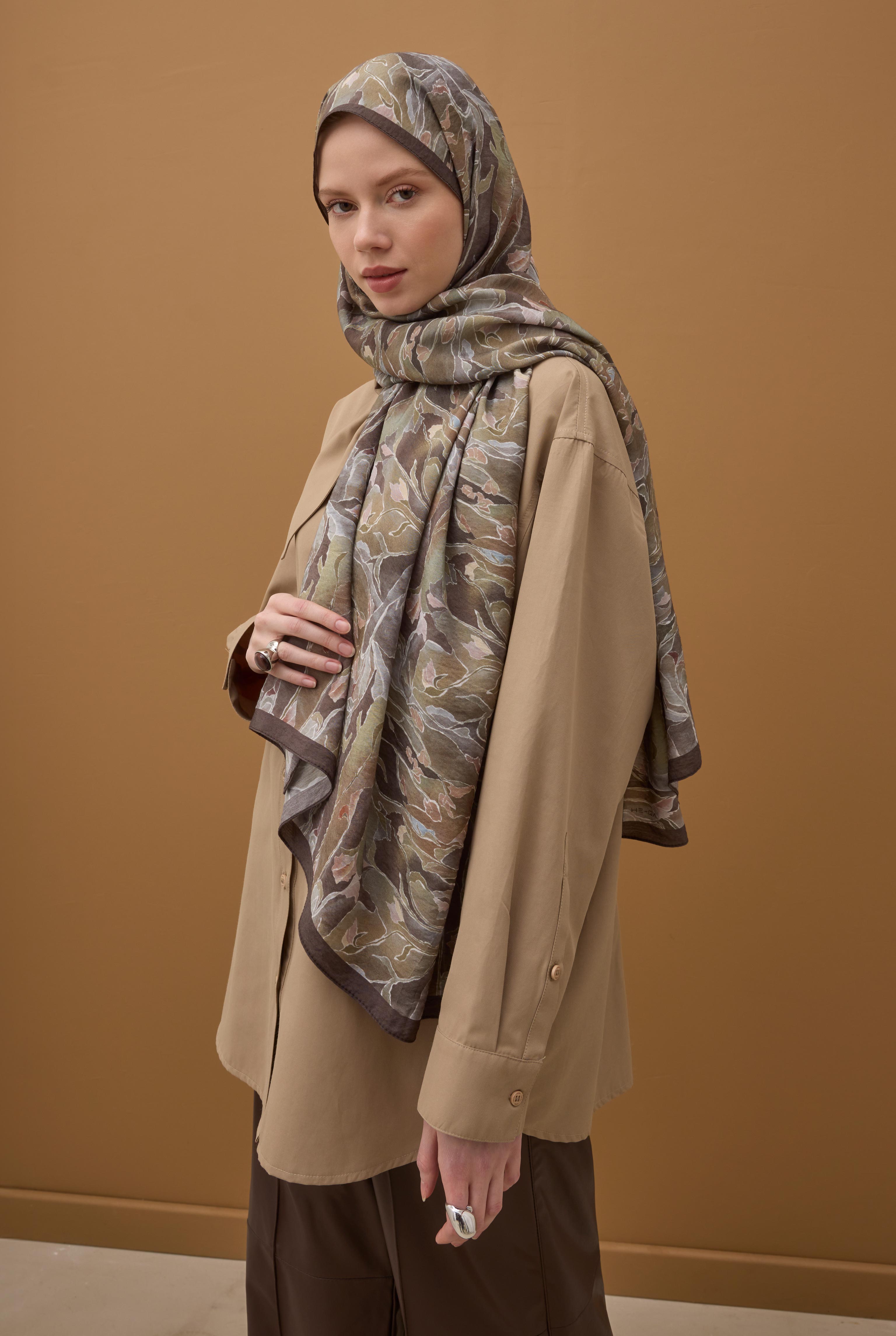 Frame Bloom Shawl Brown - 4