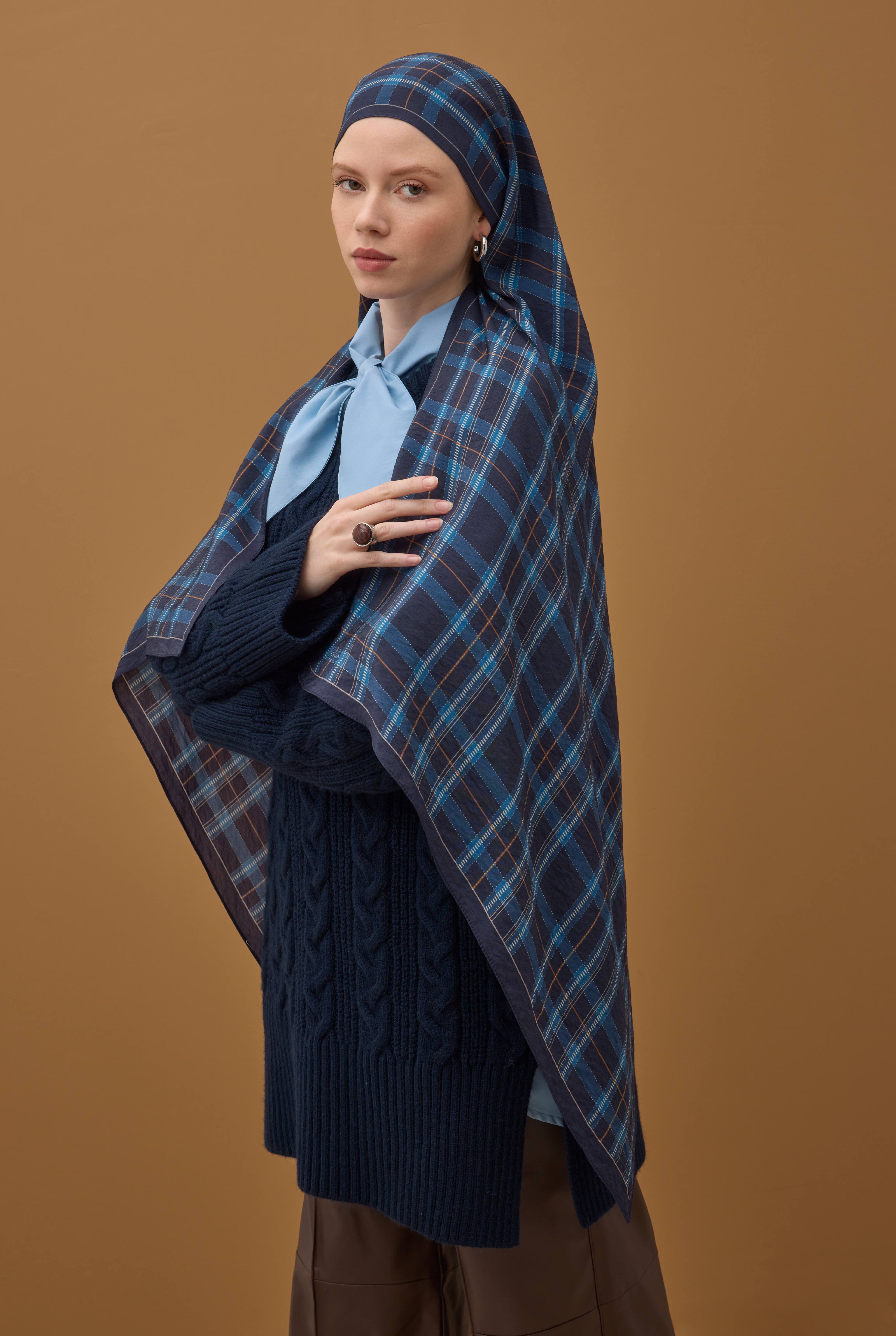 Aria Plaid Shawl Royal Blue - 9