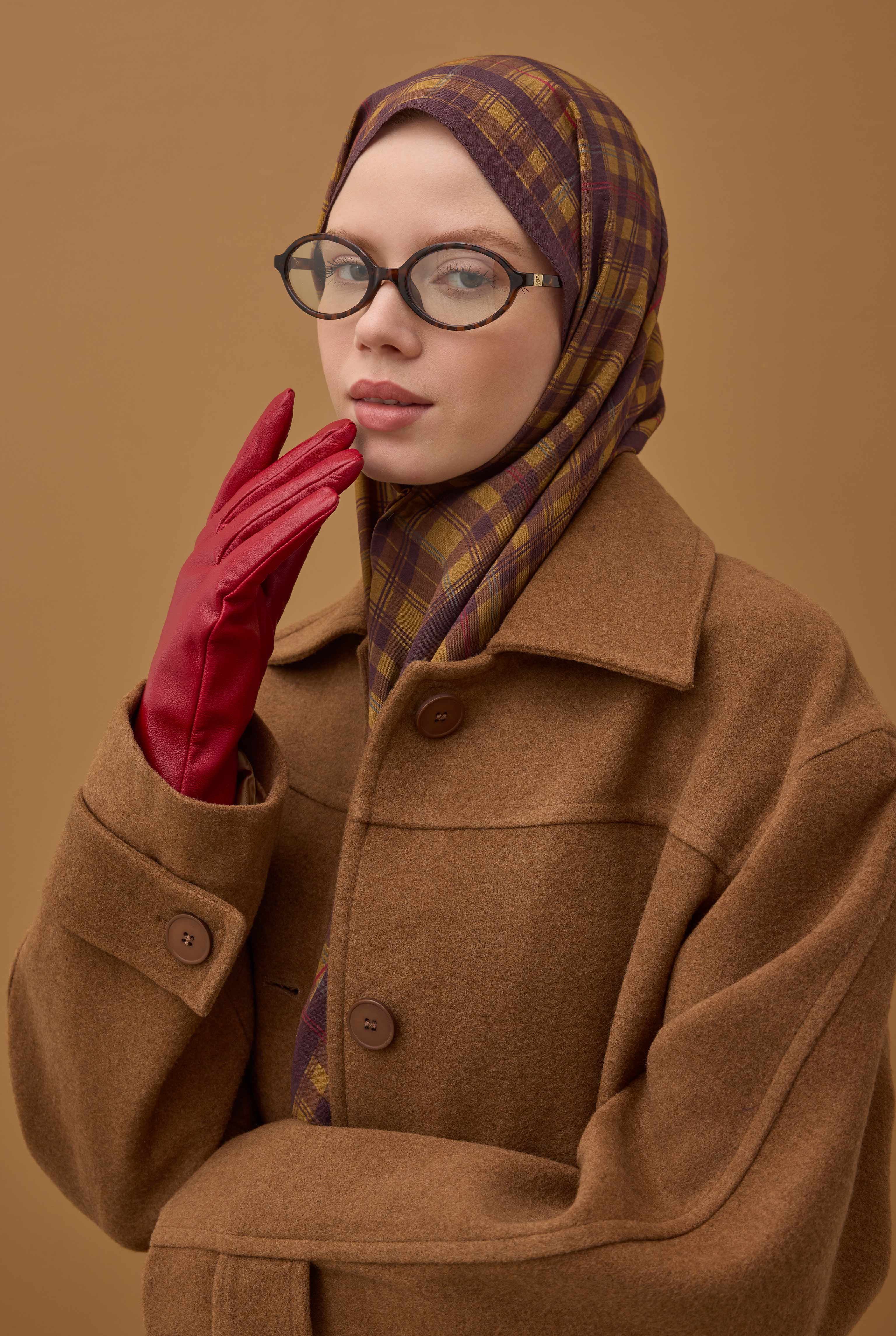 100% Leather Short Gloves Red - 4