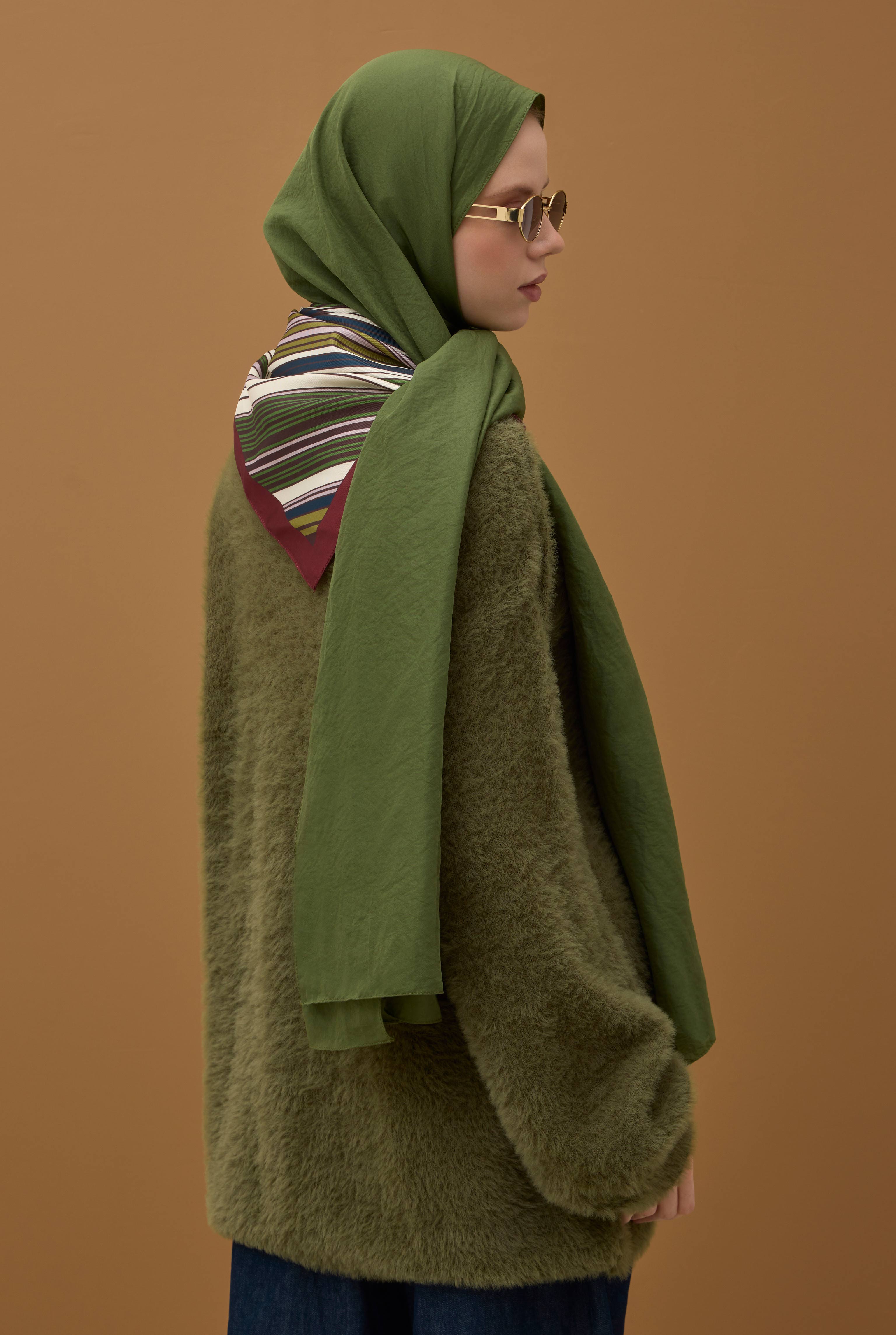 Soft Wrinkled Shawl Cypress Green - 2