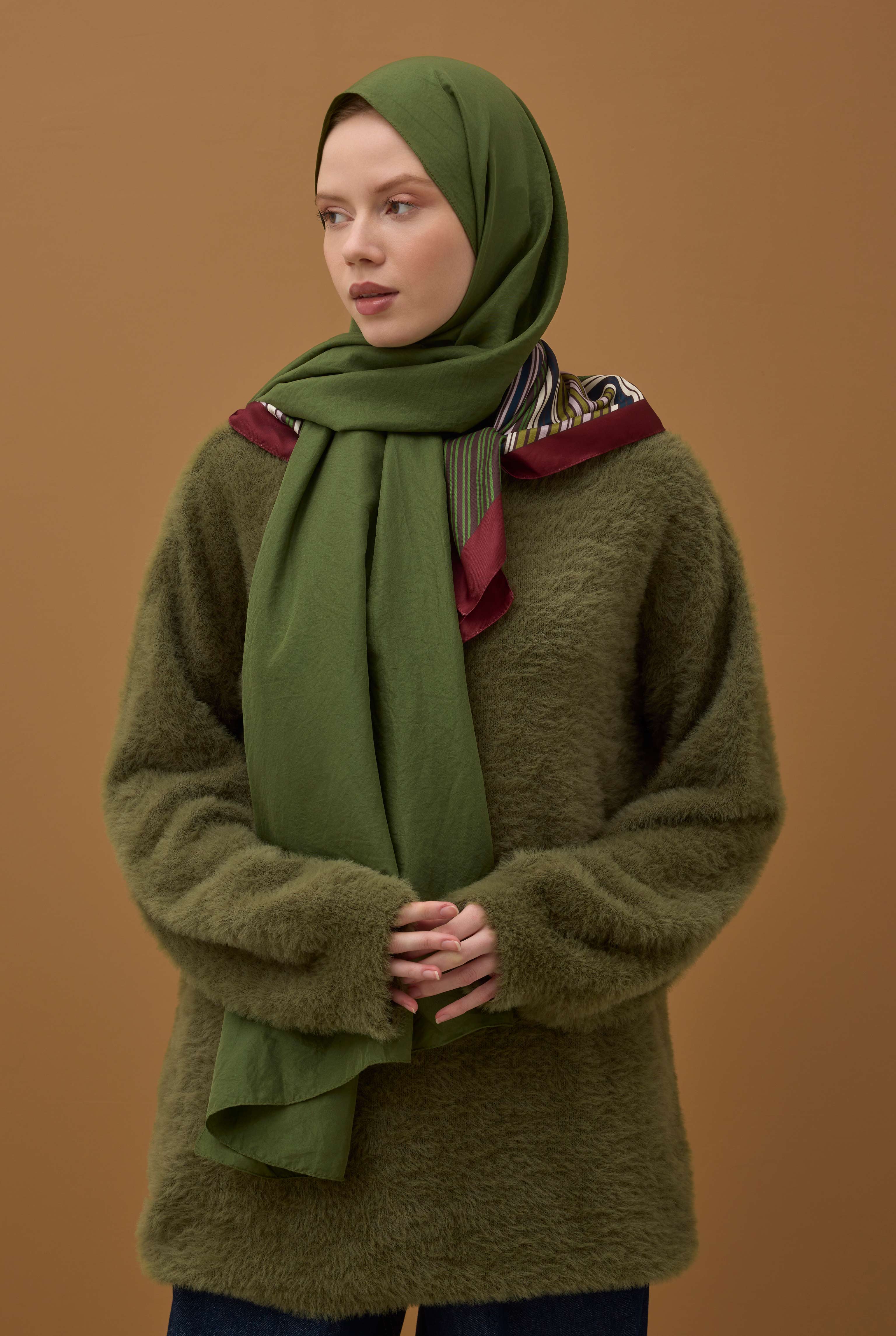 Soft Wrinkled Shawl Cypress Green - 4