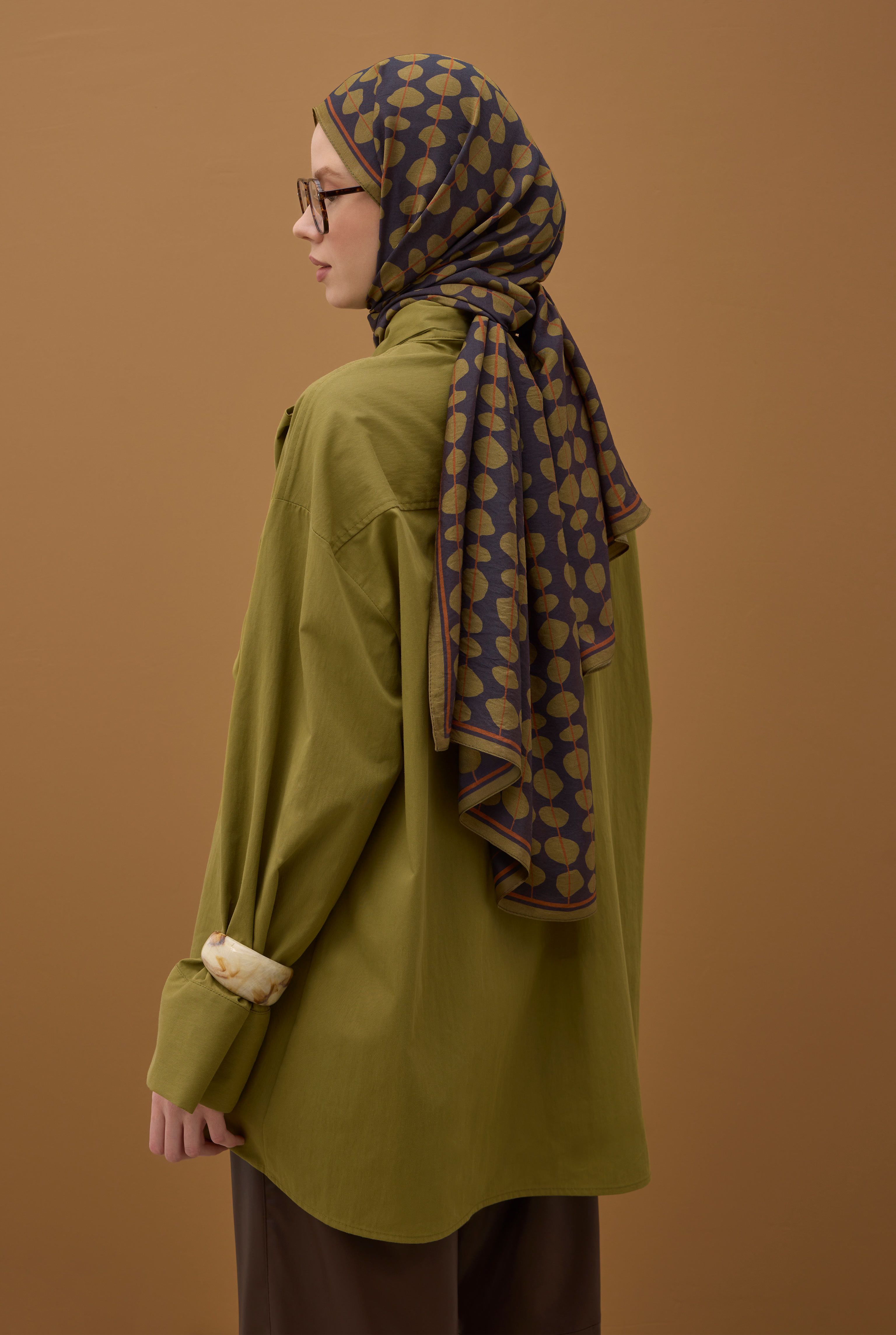 Point Shawl Oil Green - 2