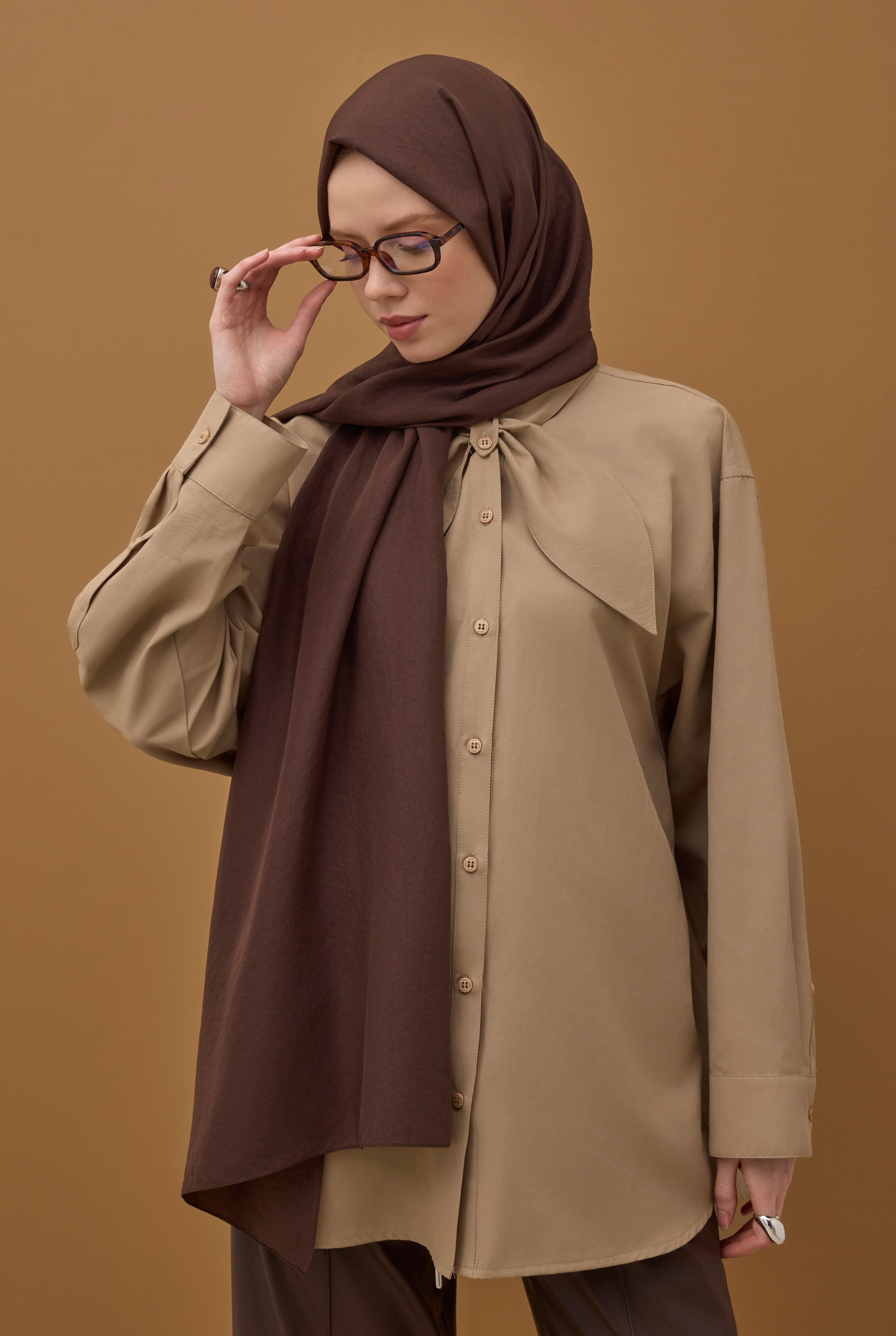 Soft Wrinkled Shawl Brown - 2