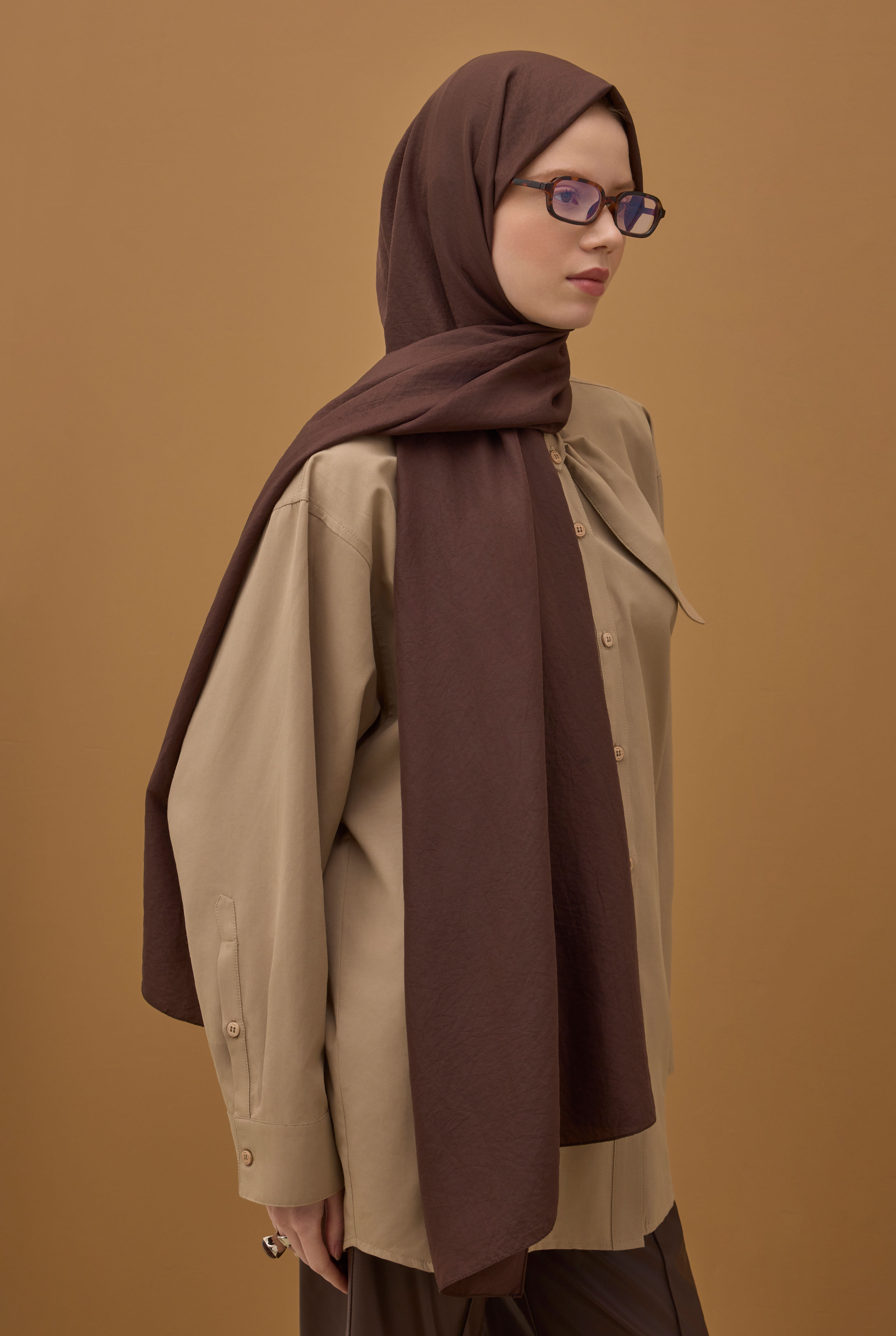 Soft Wrinkled Shawl Brown - 3