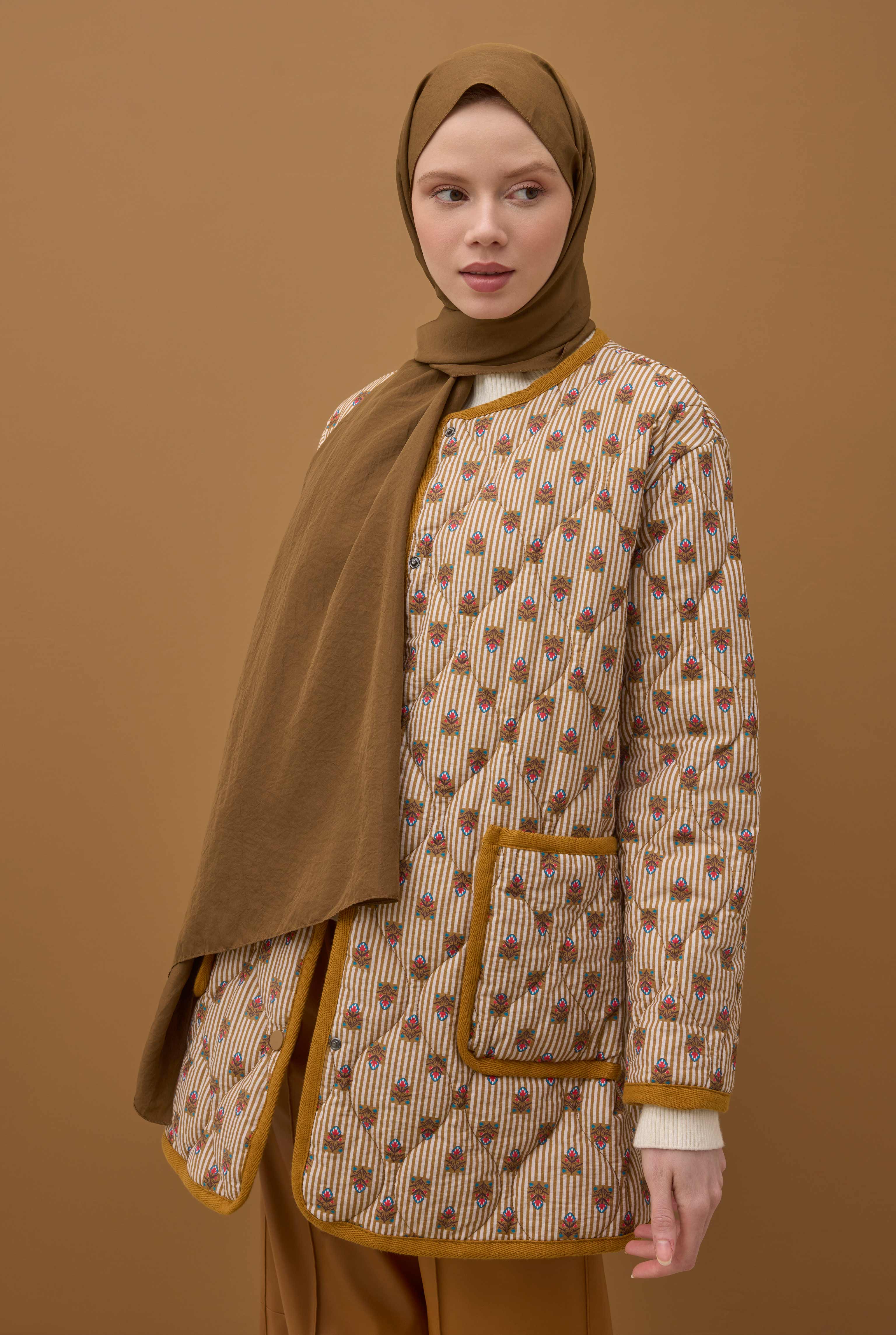 Soft Wrinkled Shawl Warm Brown - 2