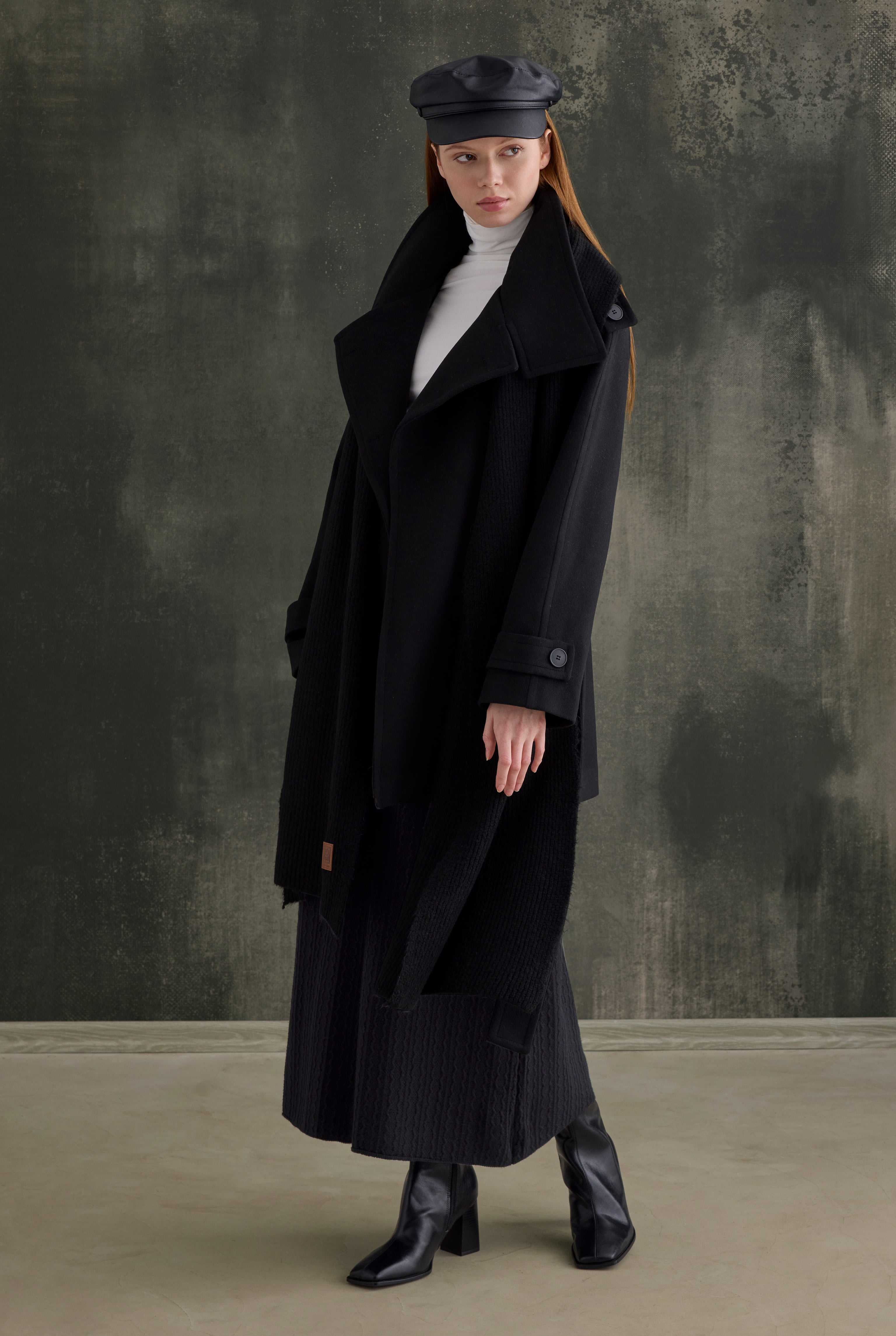 High-Neck Coat Black - 4