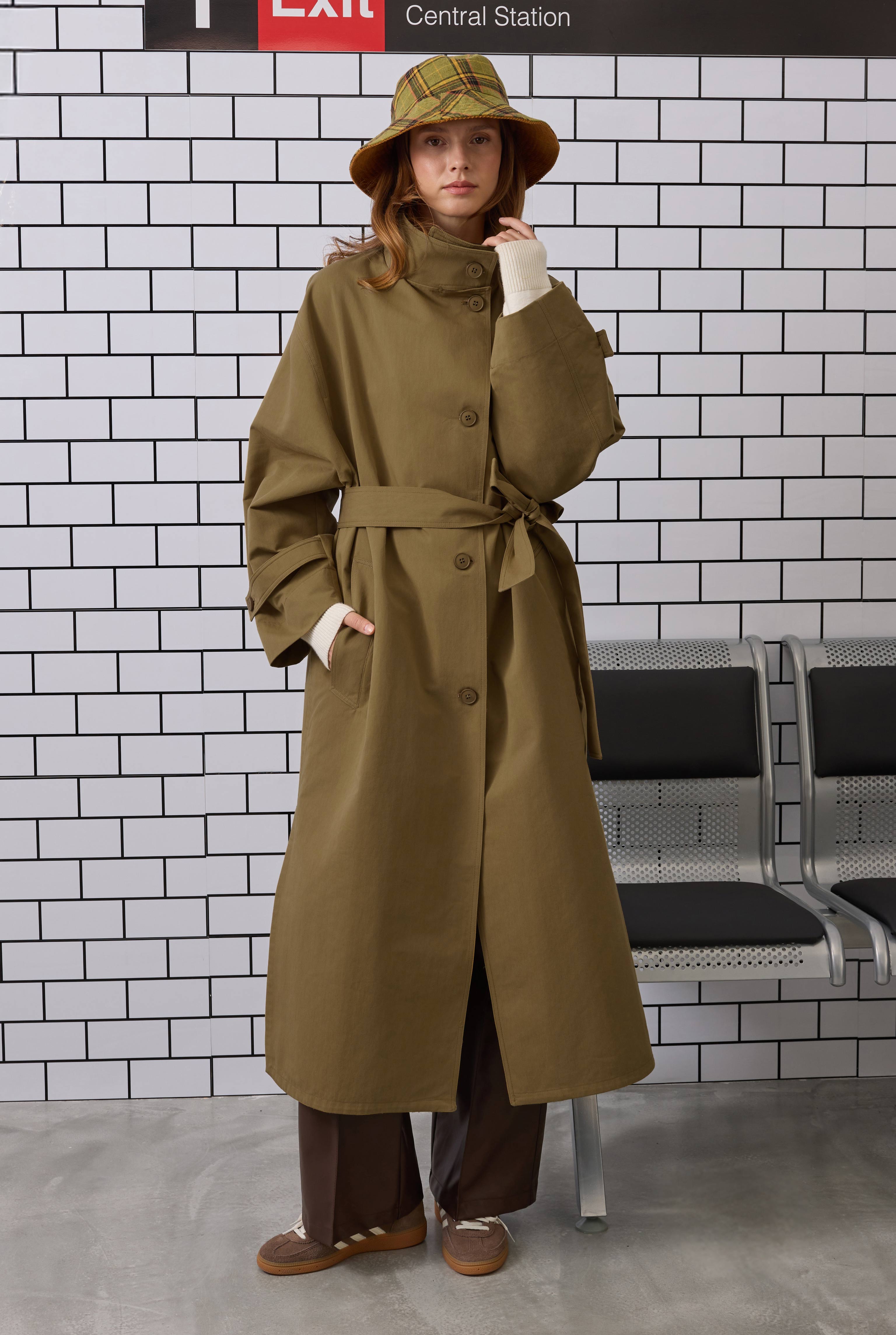 Funnel Neck Long Trenchcoat Olive - HE-QA