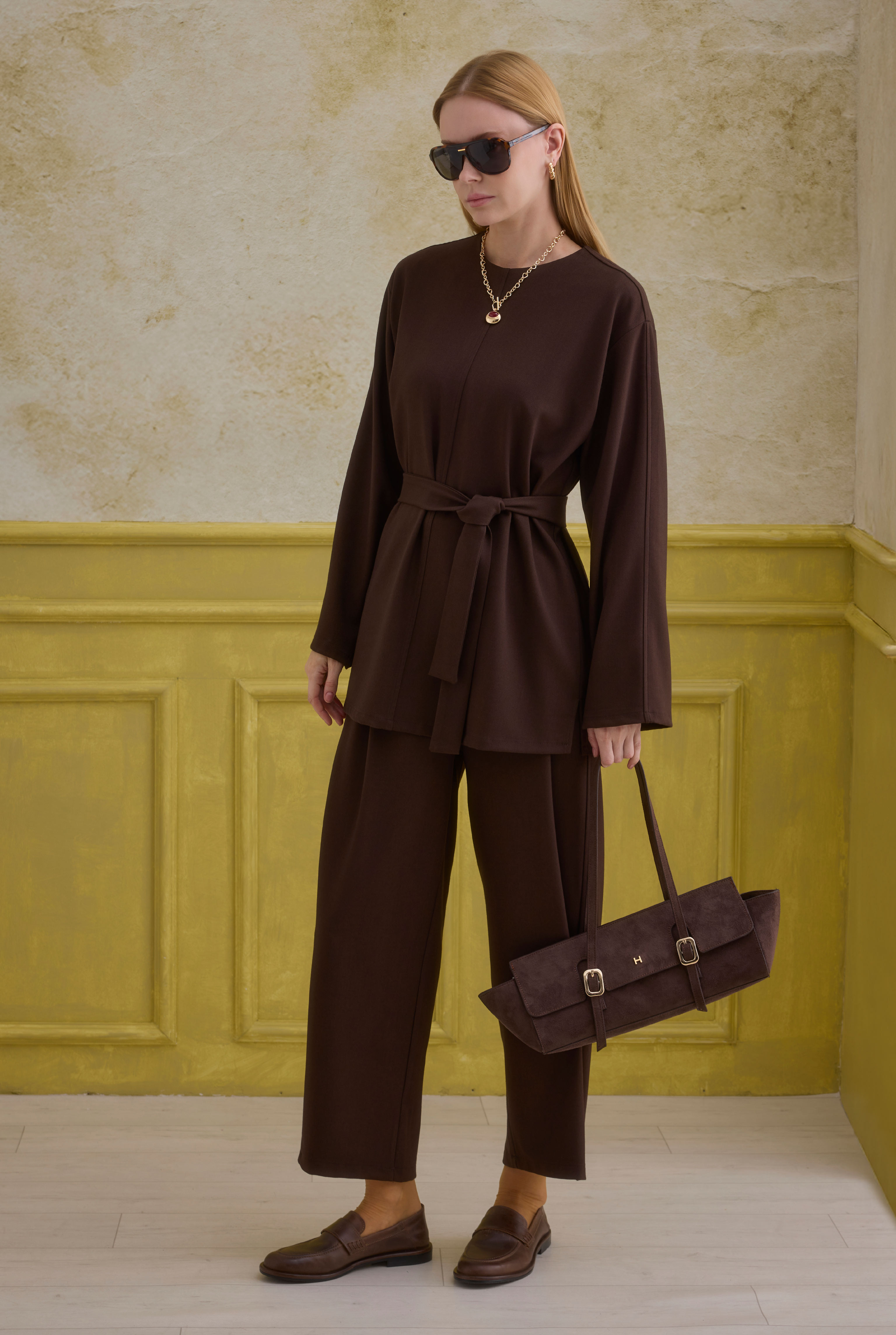 Minimal Set Brown - 4