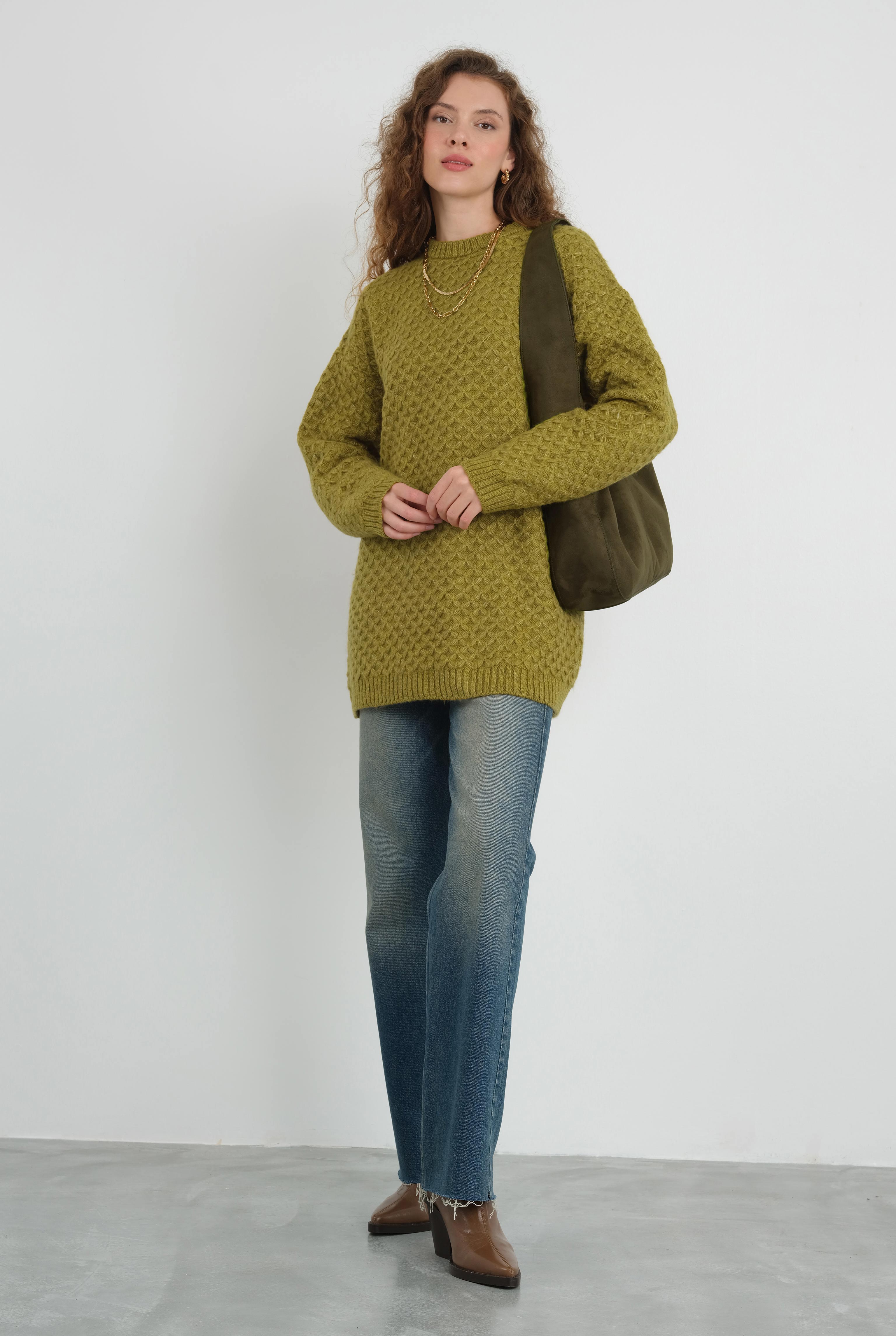 Spider Knit Sweater Oil Green - 1