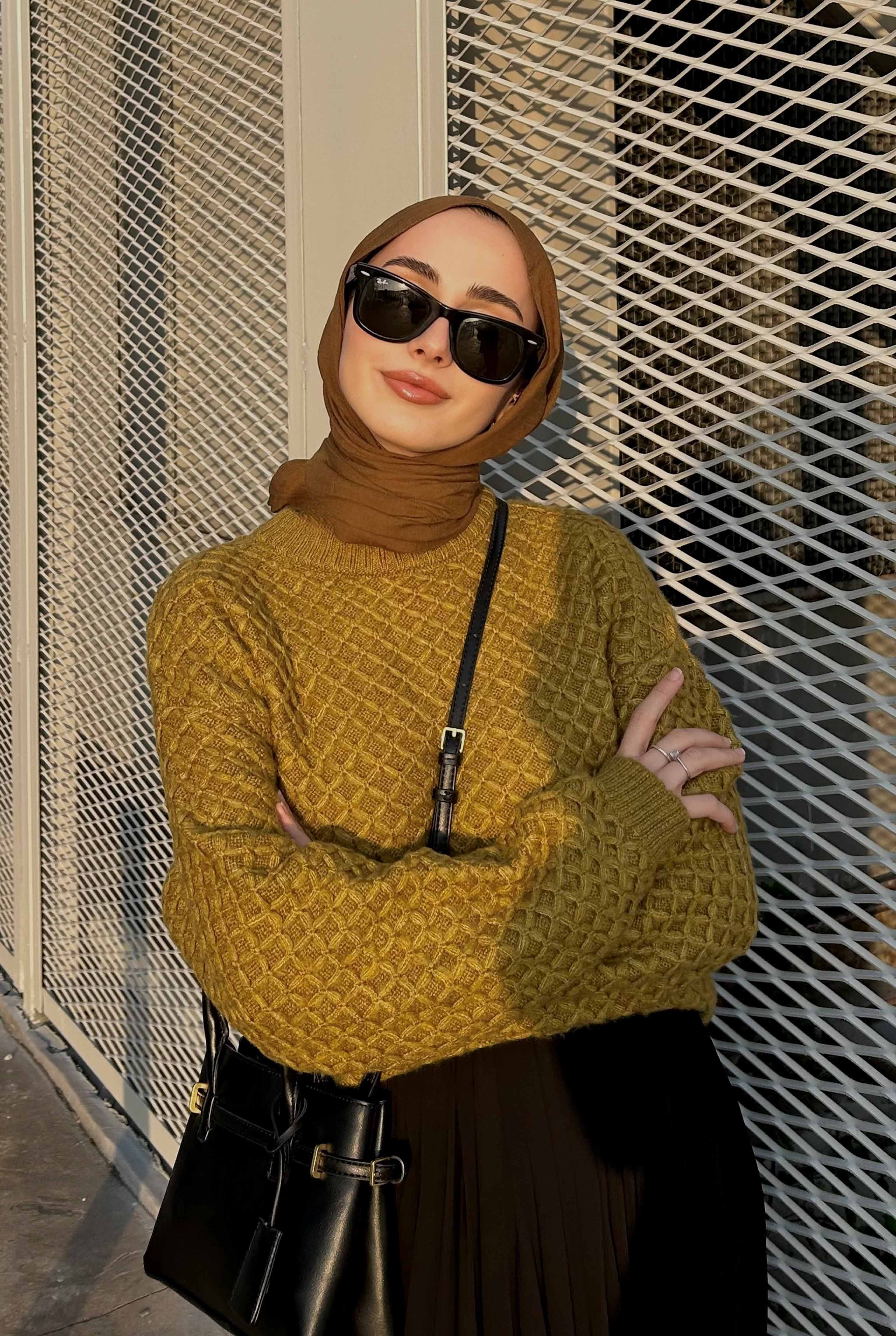 Spider Knit Sweater Oil Green - 7