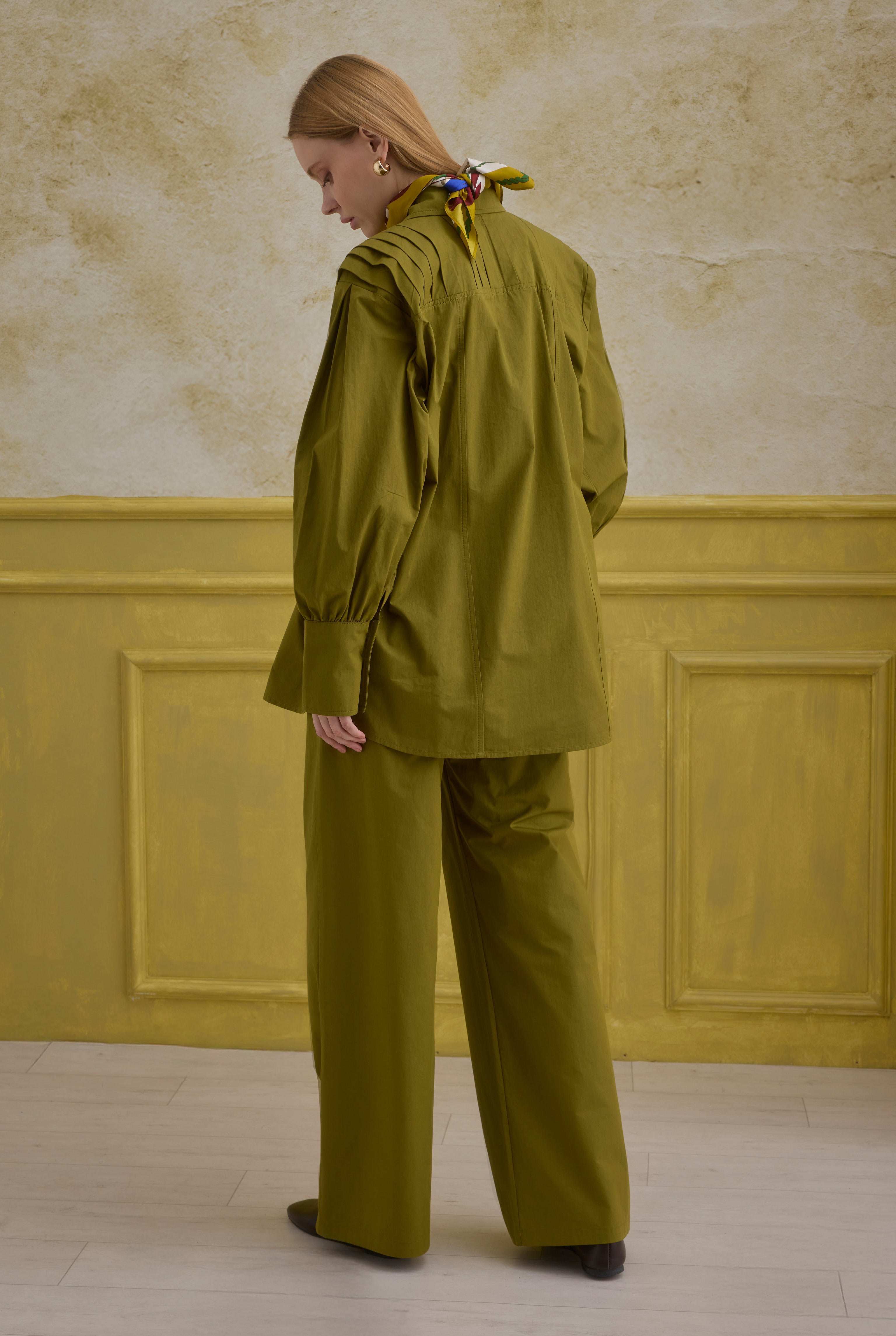 Back Pleat Detailed Cotton Shirt Oil Green - 5