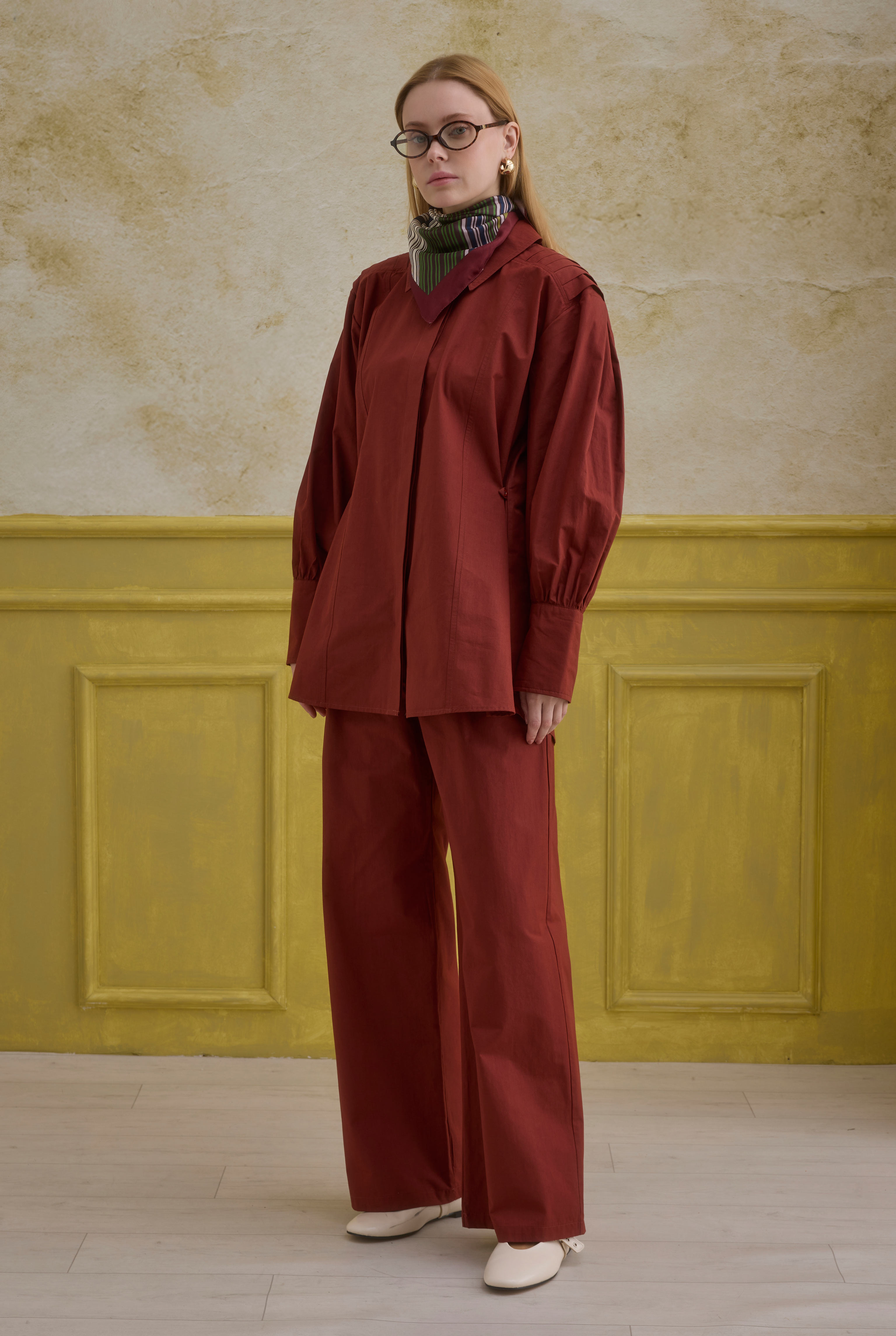 Back Pleat Detailed Cotton Shirt Bordeaux - 2