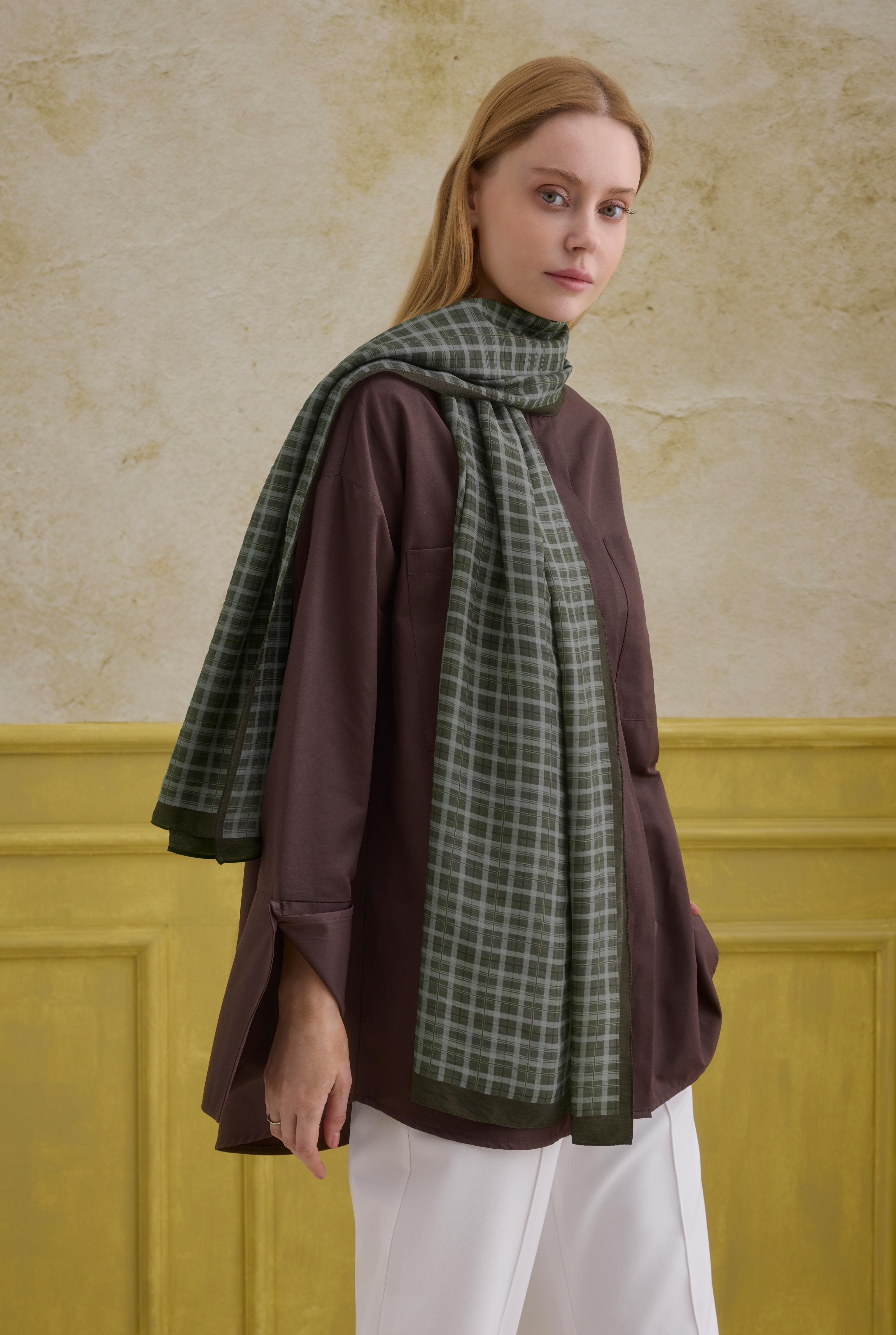 Lune Plaid Shawl Sage Green - 10