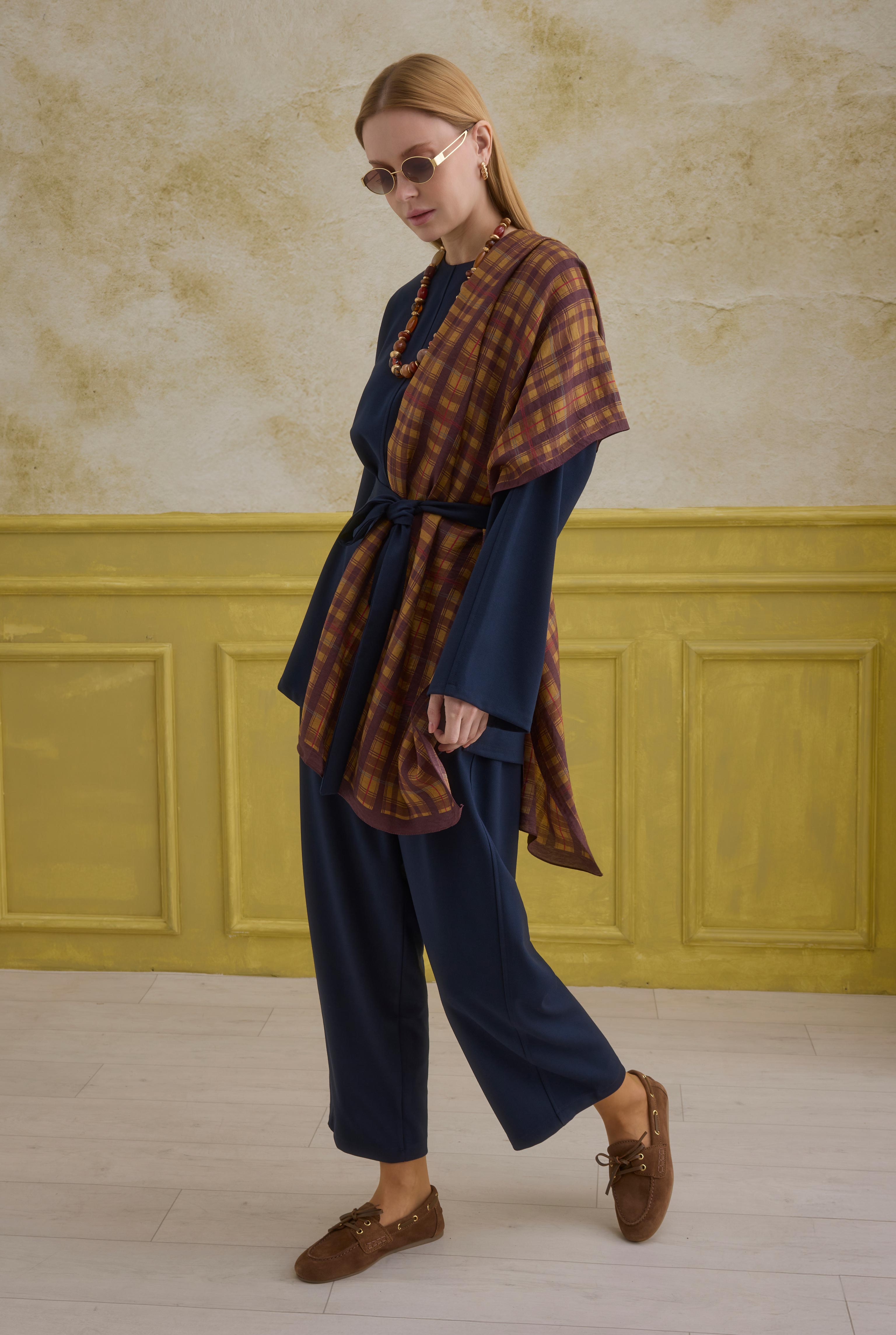 Pera Plaid Shawl Tan - 4