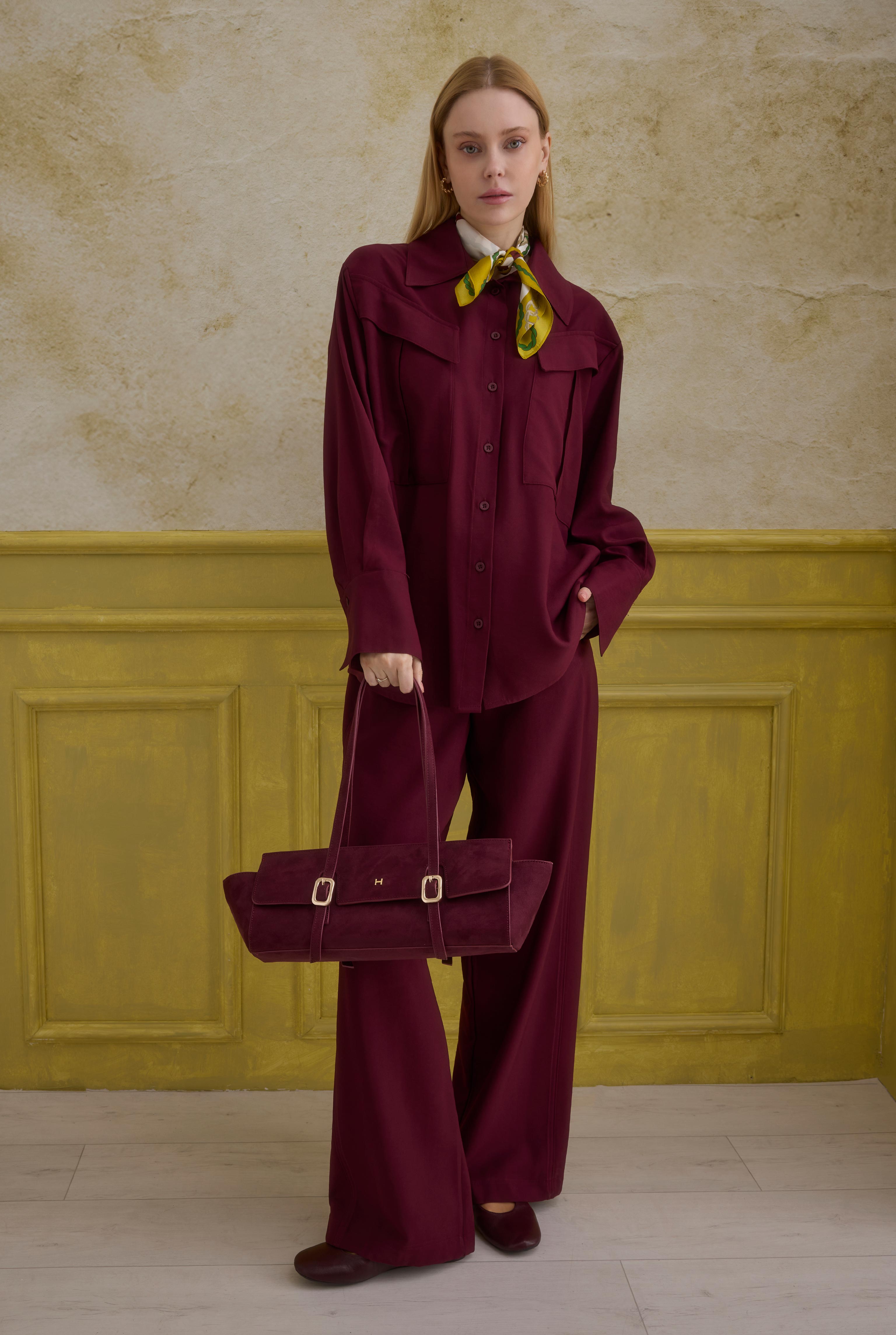 Suede Baguette Bag Bordeaux - 2