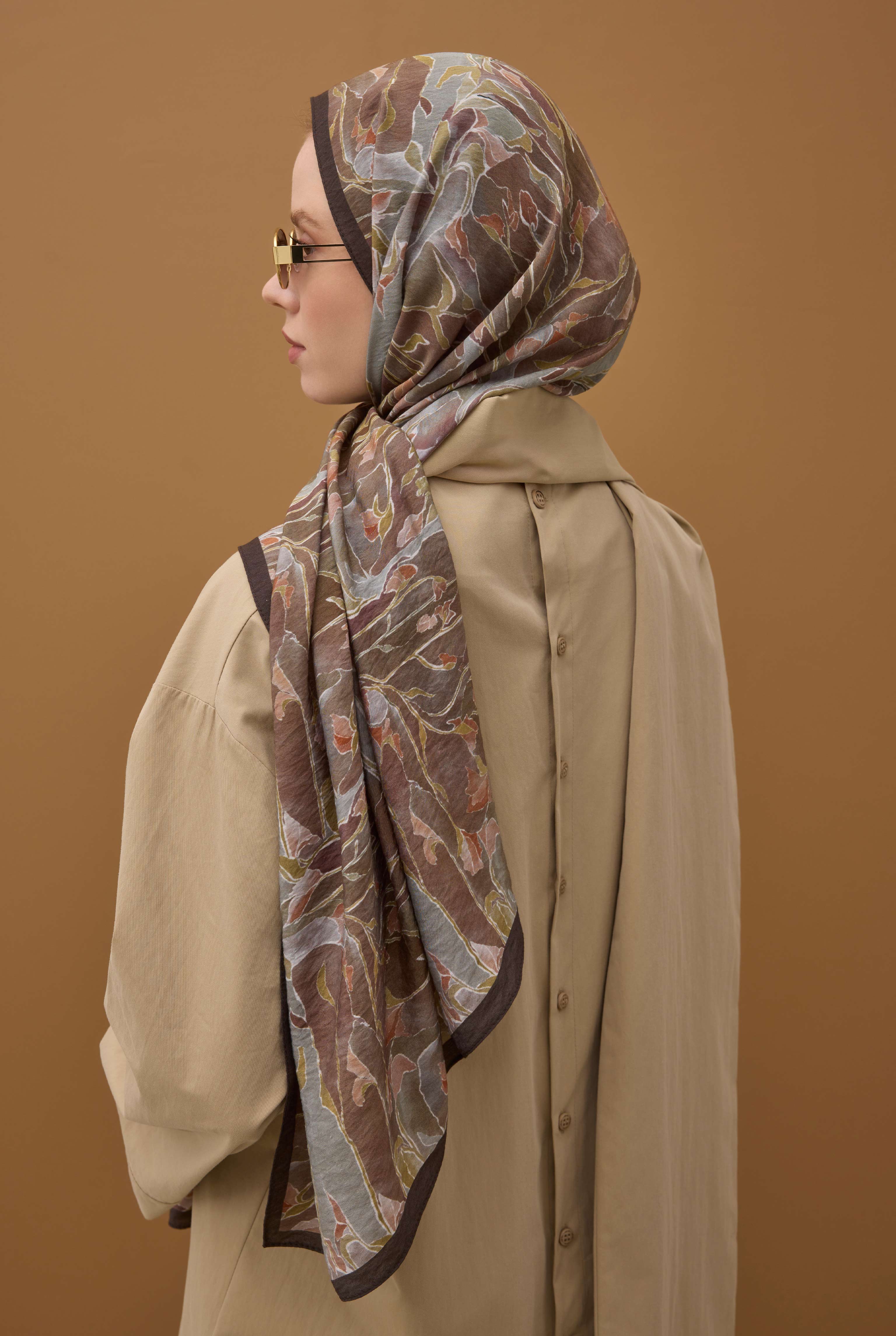 Frame Bloom Shawl Warm Brown - 2