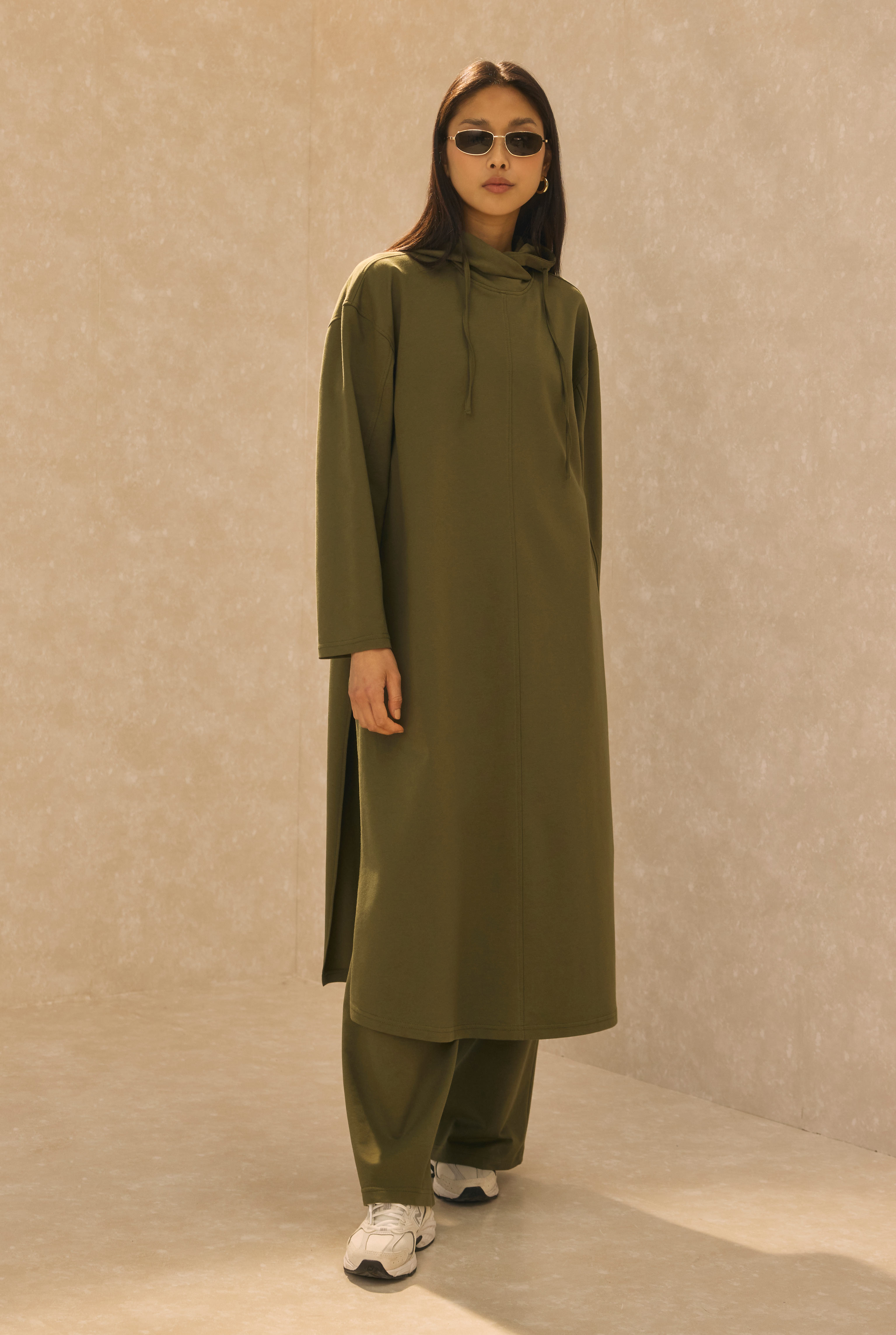 Long Hooded Sweatshirt Khaki - HE-QA