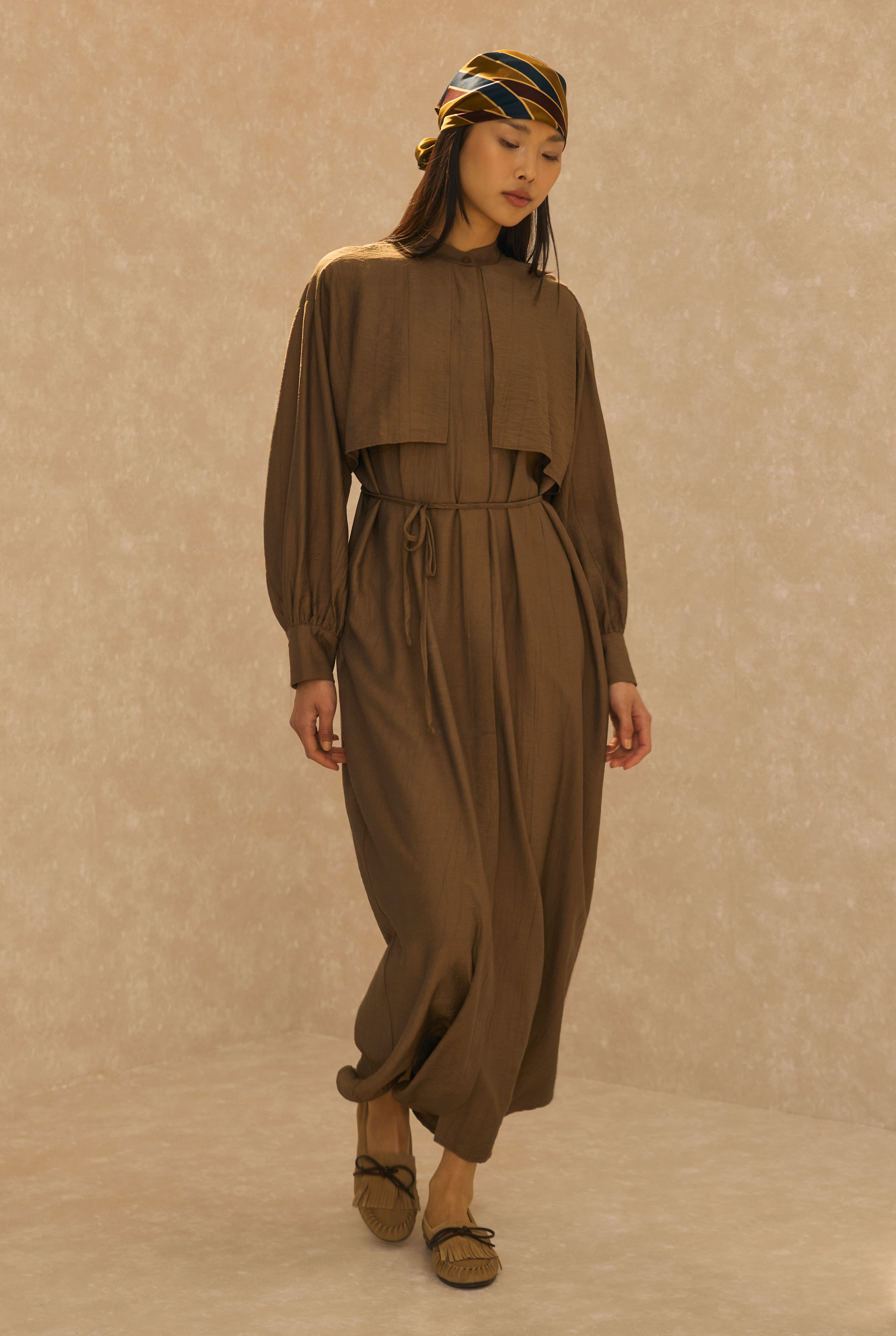 Dress With Apron Hazelnut - HE-QA