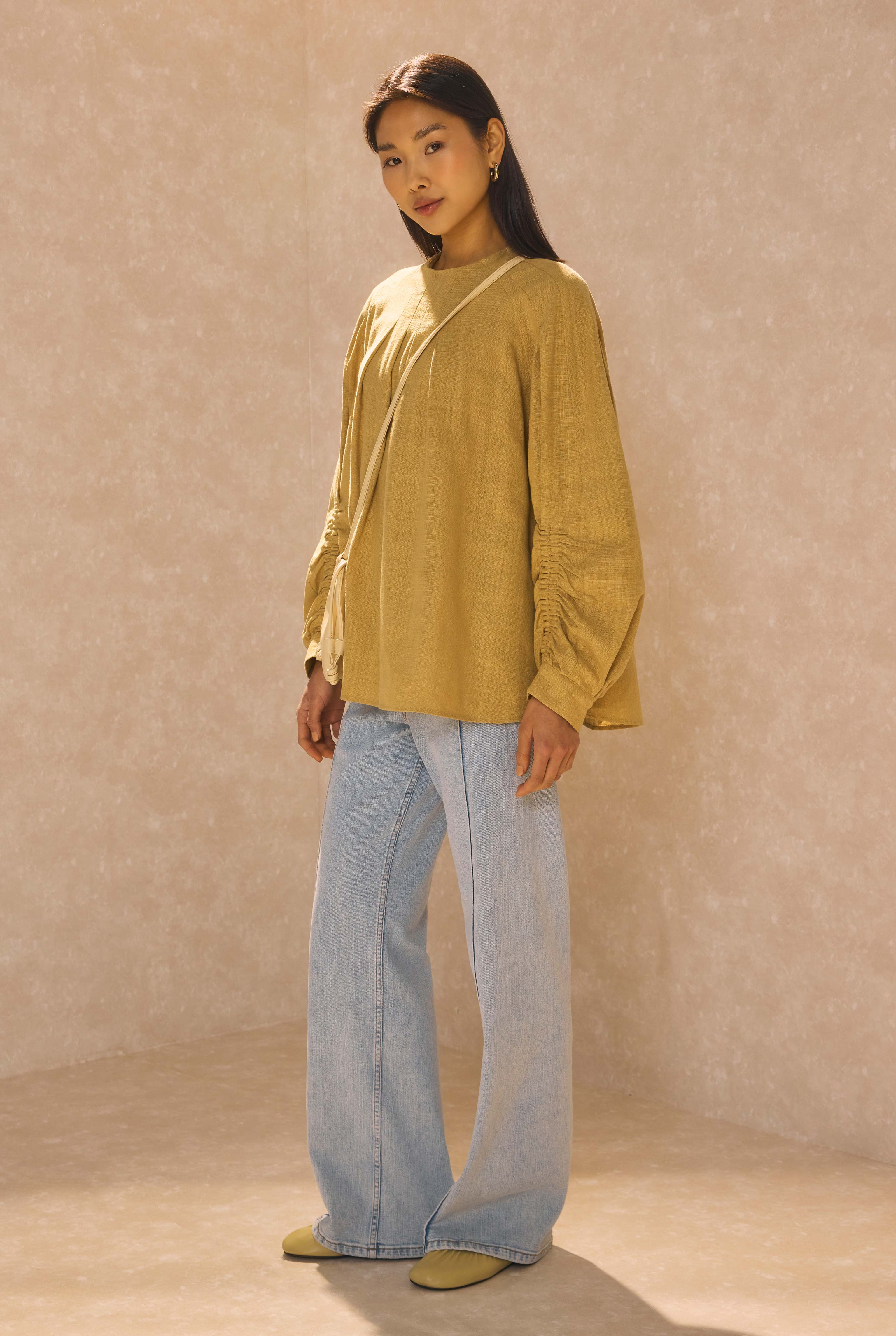Ruched Sleeve Detailed Cotton Linen Shirt Light Camel - 3