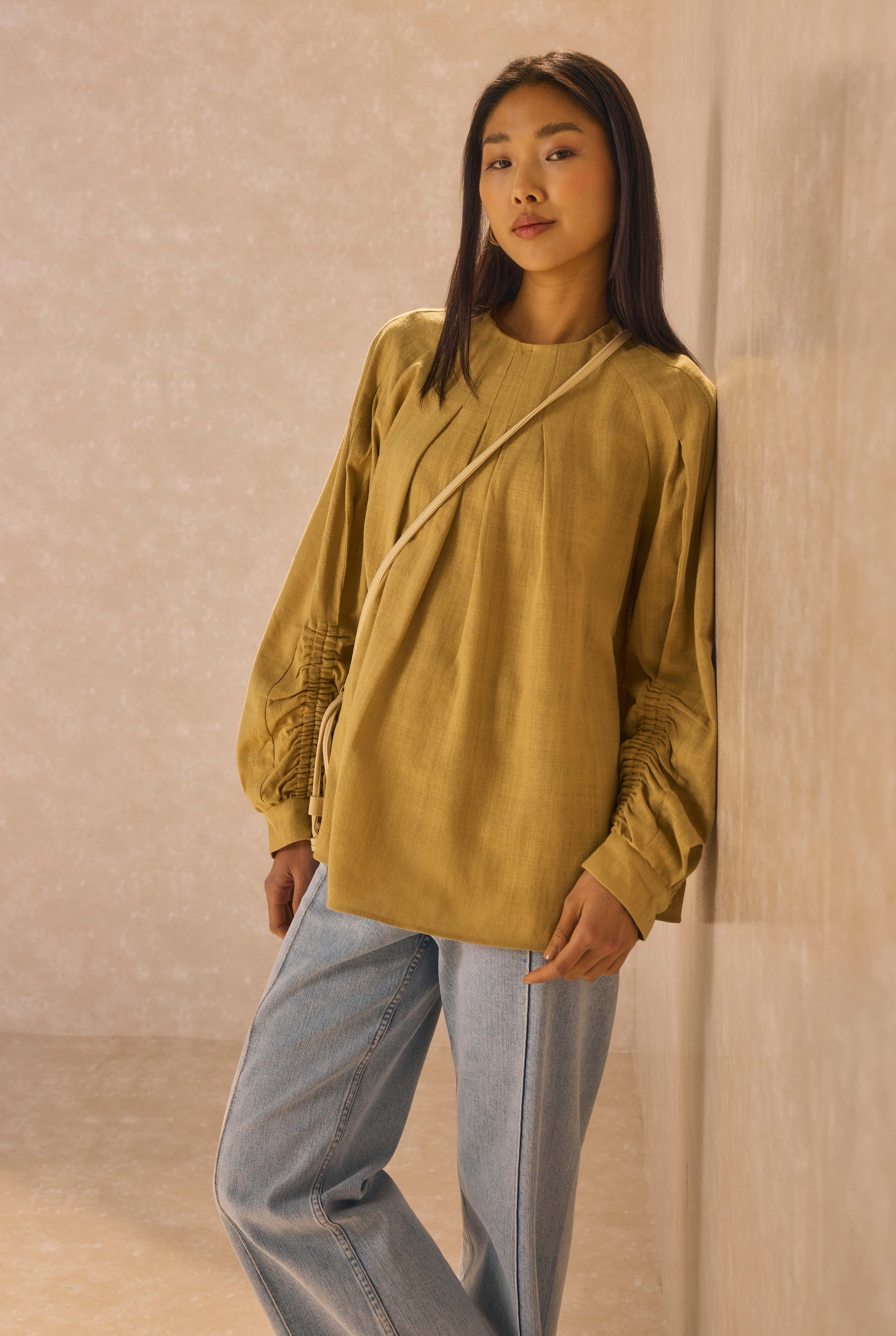 Ruched Sleeve Detailed Cotton Linen Shirt Light Camel - 4