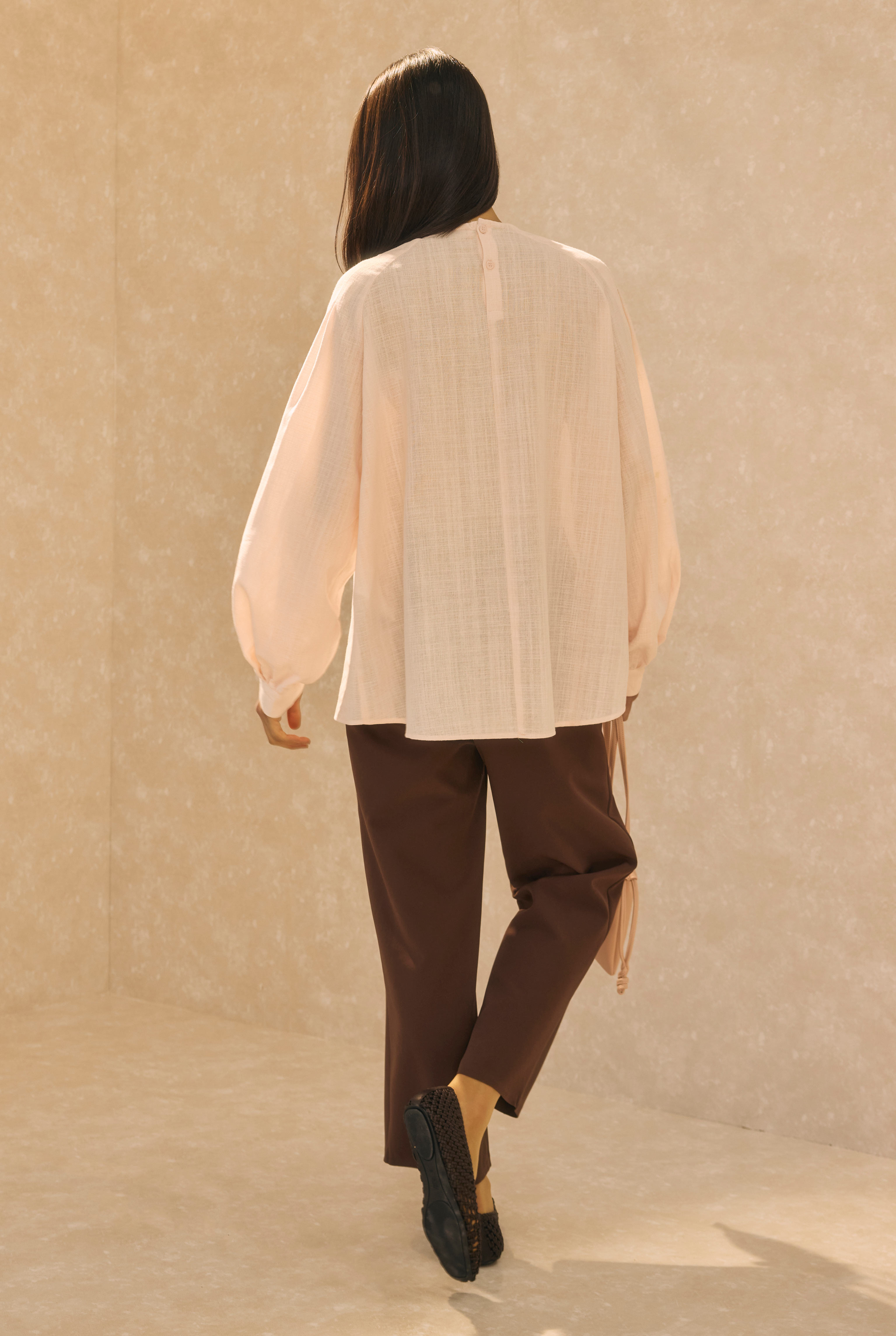Ruched Sleeve Detailed Cotton Linen Shirt Soft Pink - 5