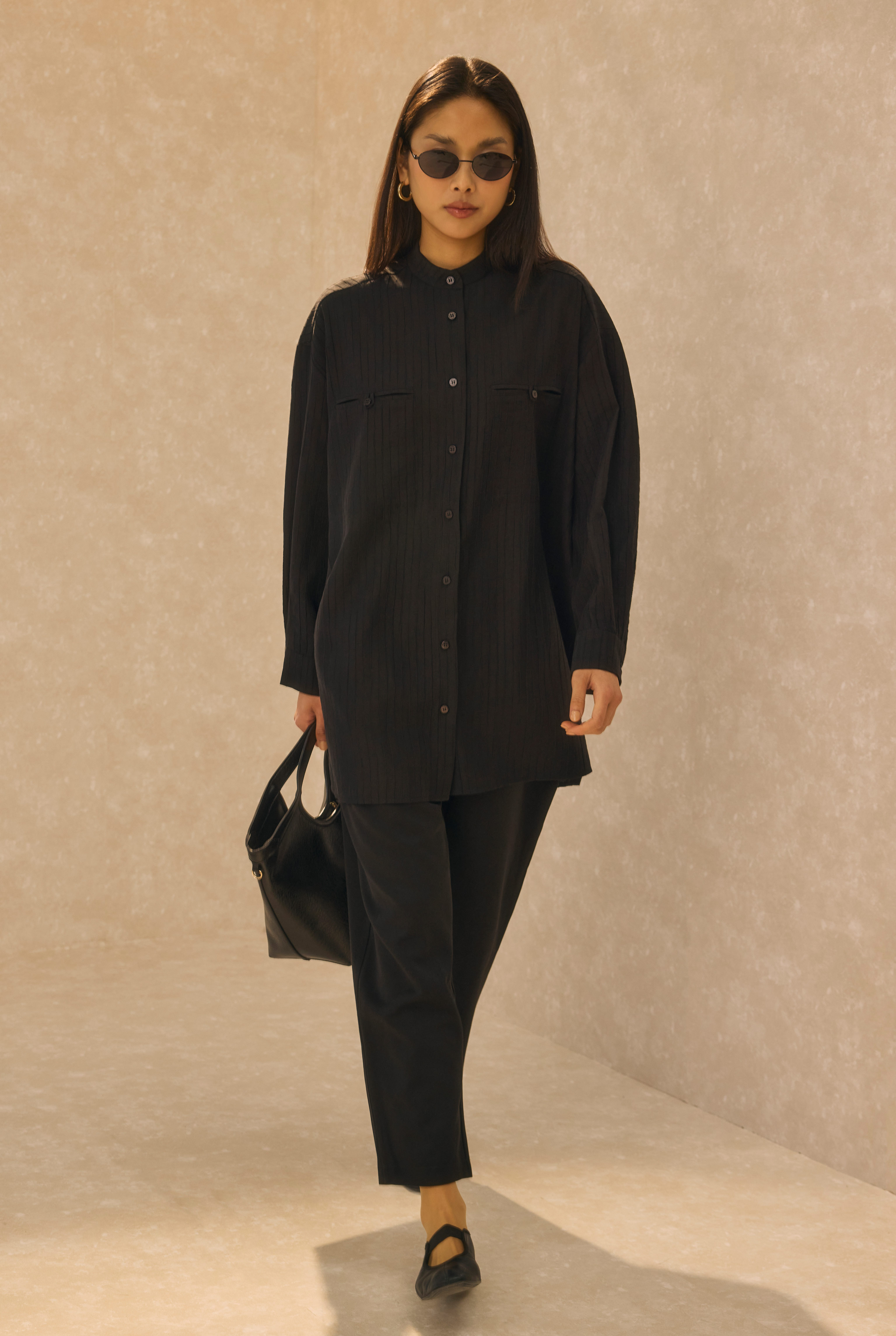Welt Pocket Detail Shirt Black - 2