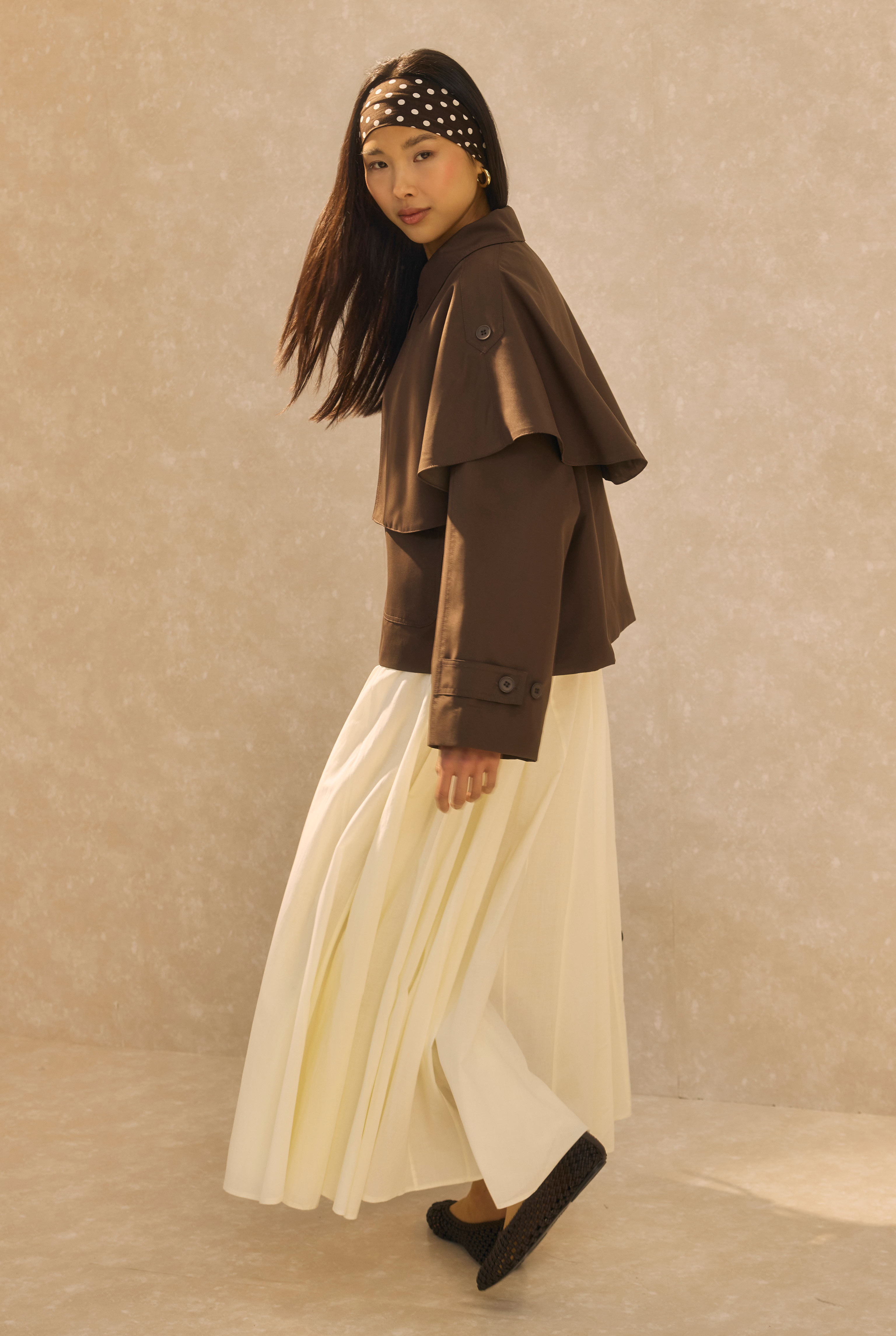 Short Trench Coat With Cape Detail Dark Brown - 5