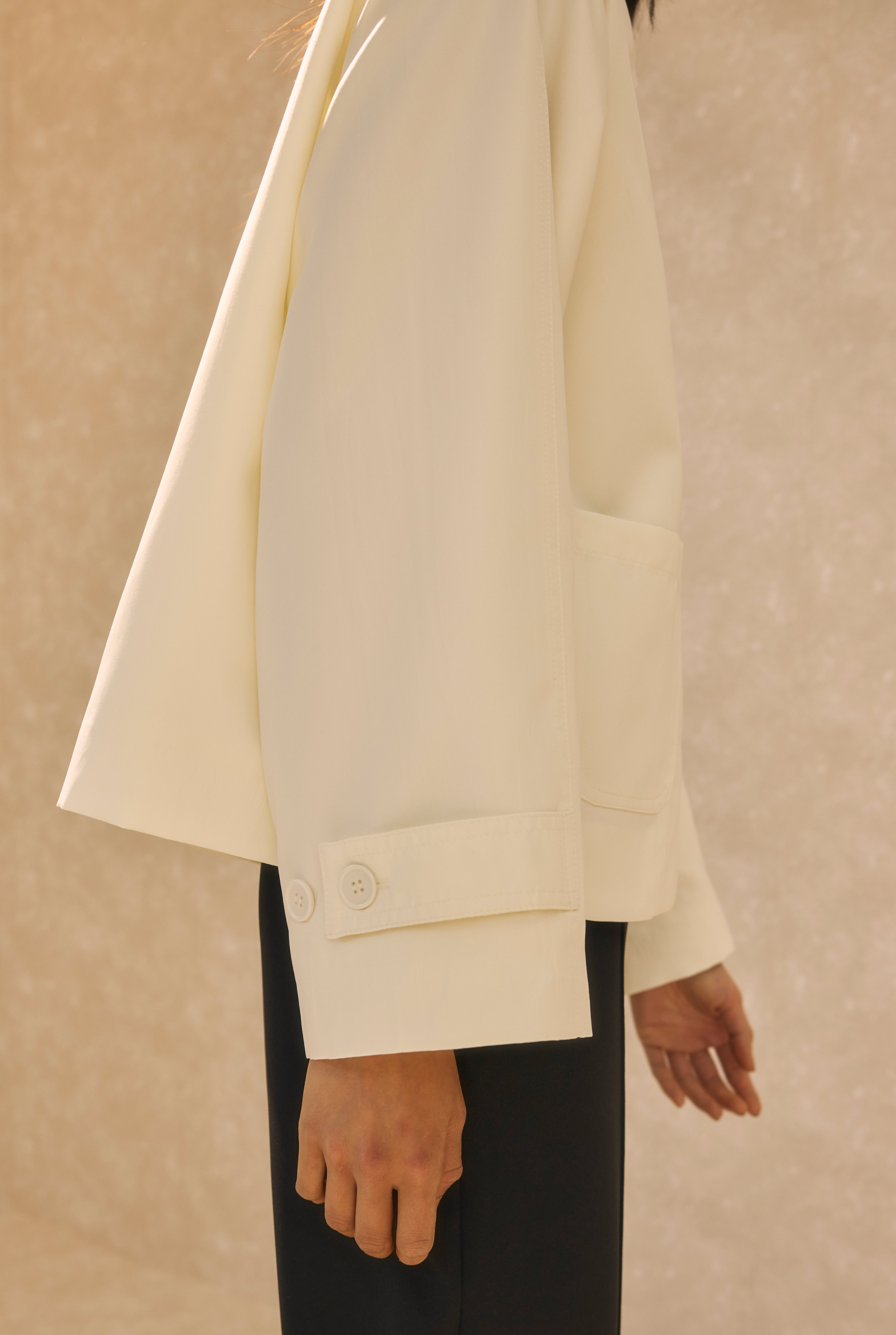 Short Trench Coat With Cape Detail Bone - 4