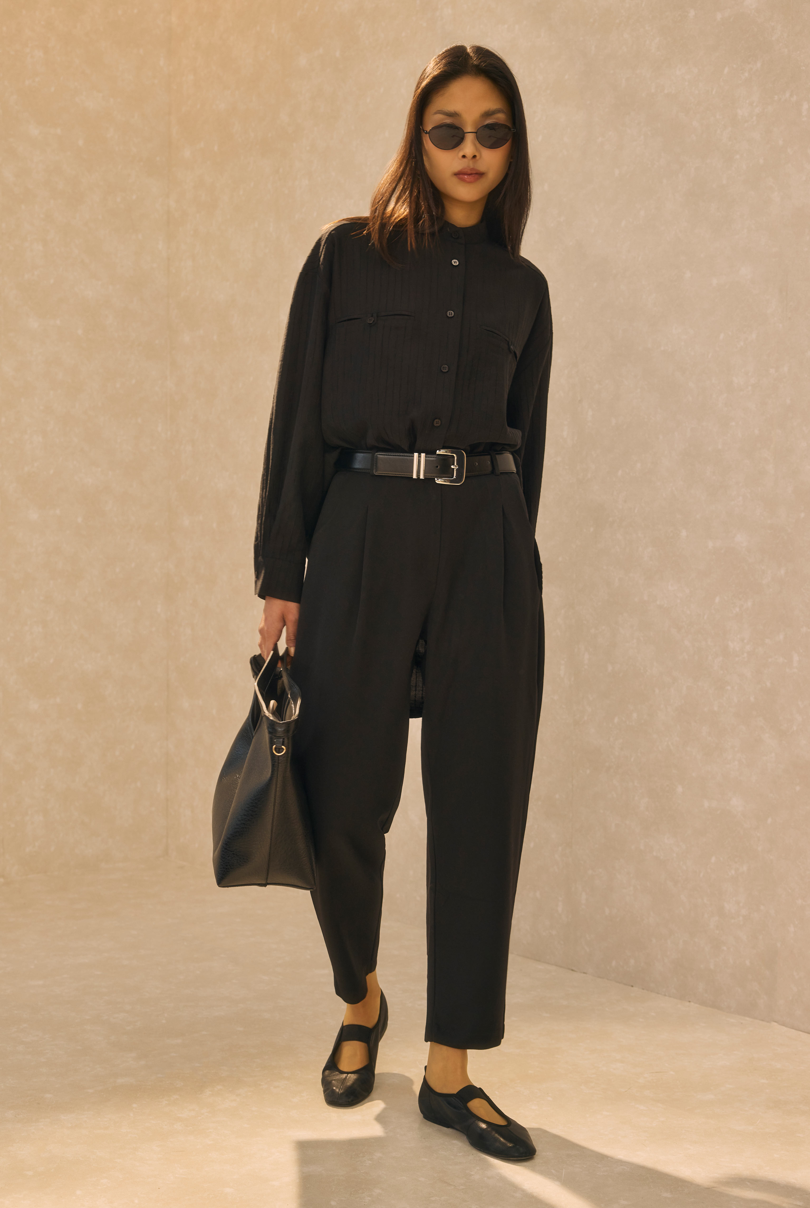 Tapered Trousers Black - 3